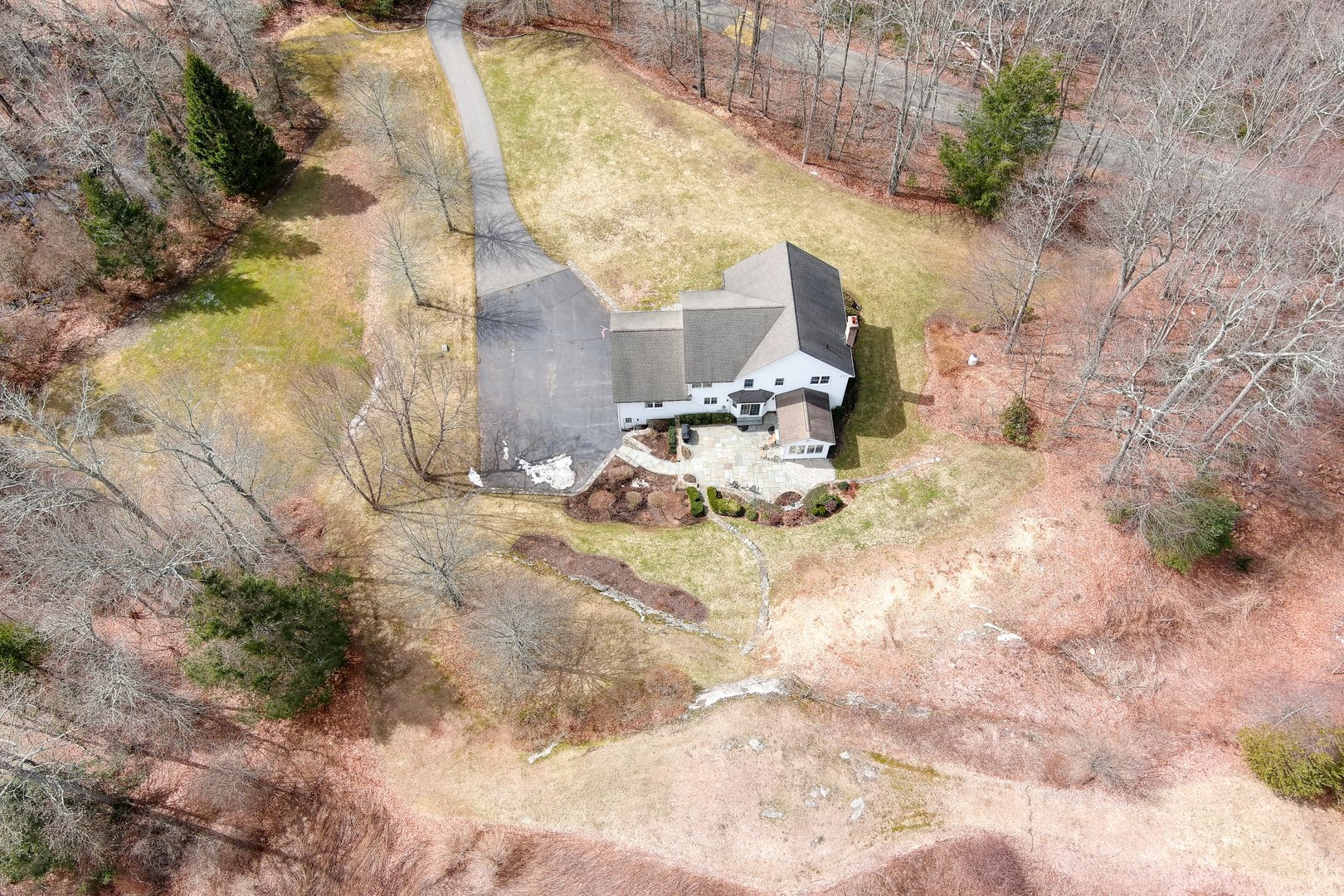 98 Hopewell Woods Road Photo 34