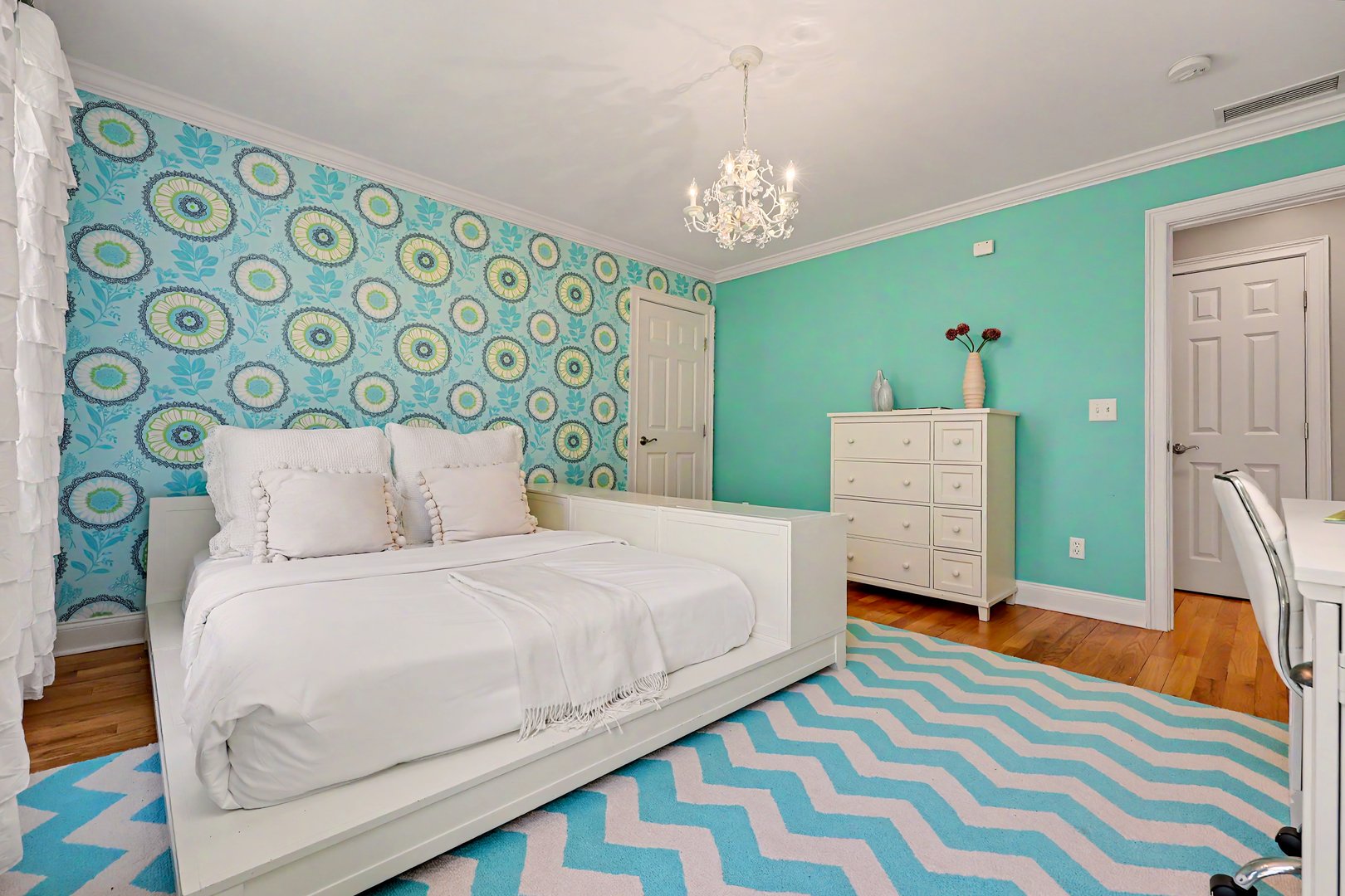 10 Chapman Place Photo 28