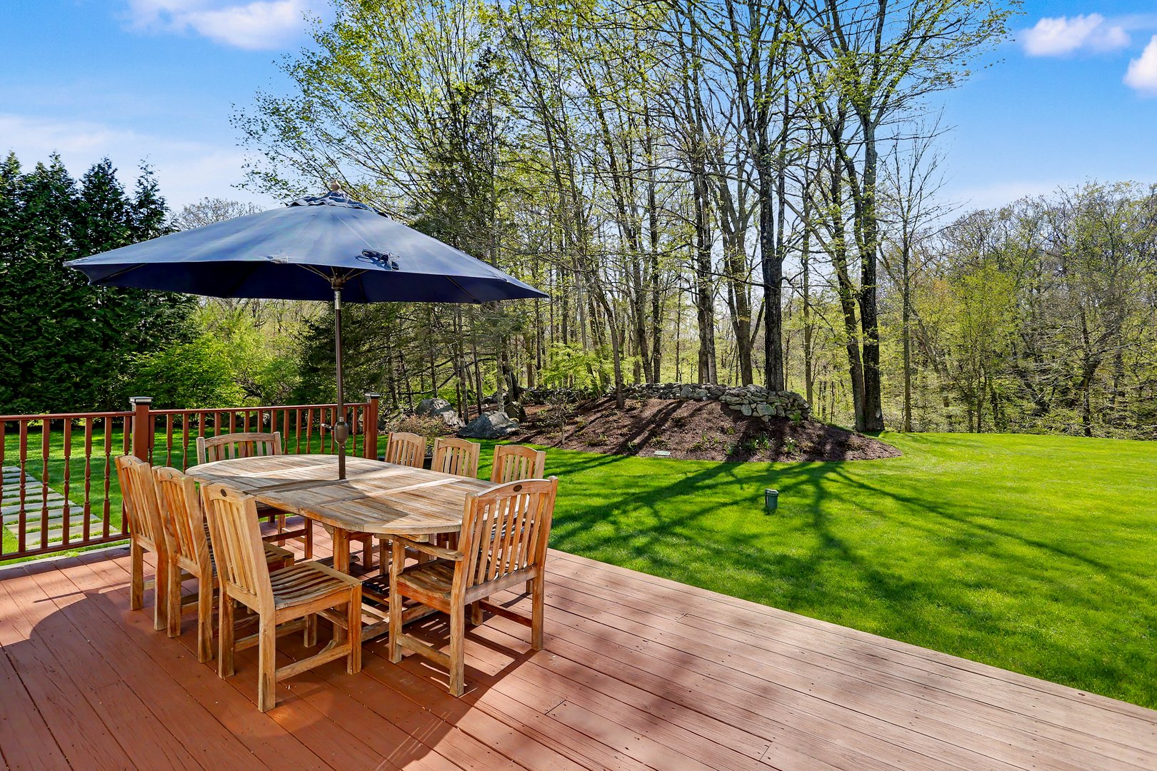 10 Chapman Place Photo 35