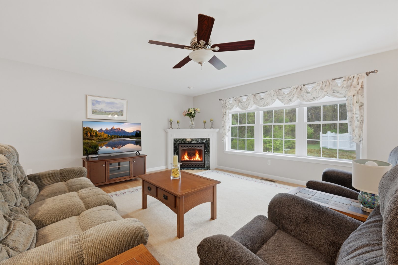 3 Lucienne Way Photo 16