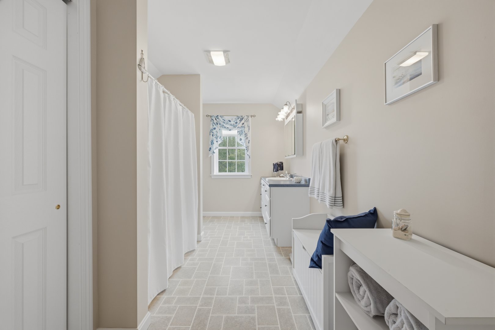 3 Lucienne Way Photo 25