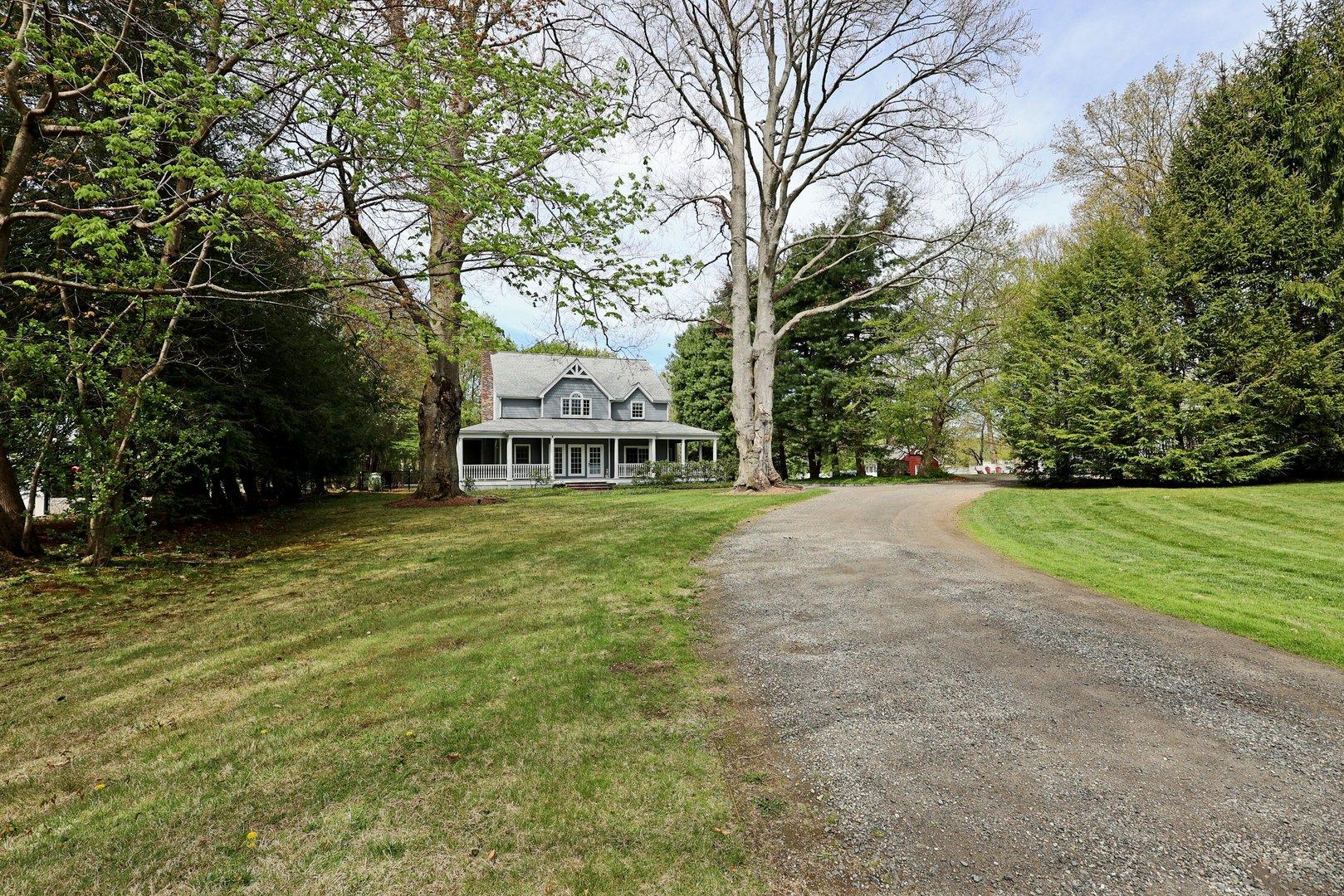 323 Main Street Photo 40