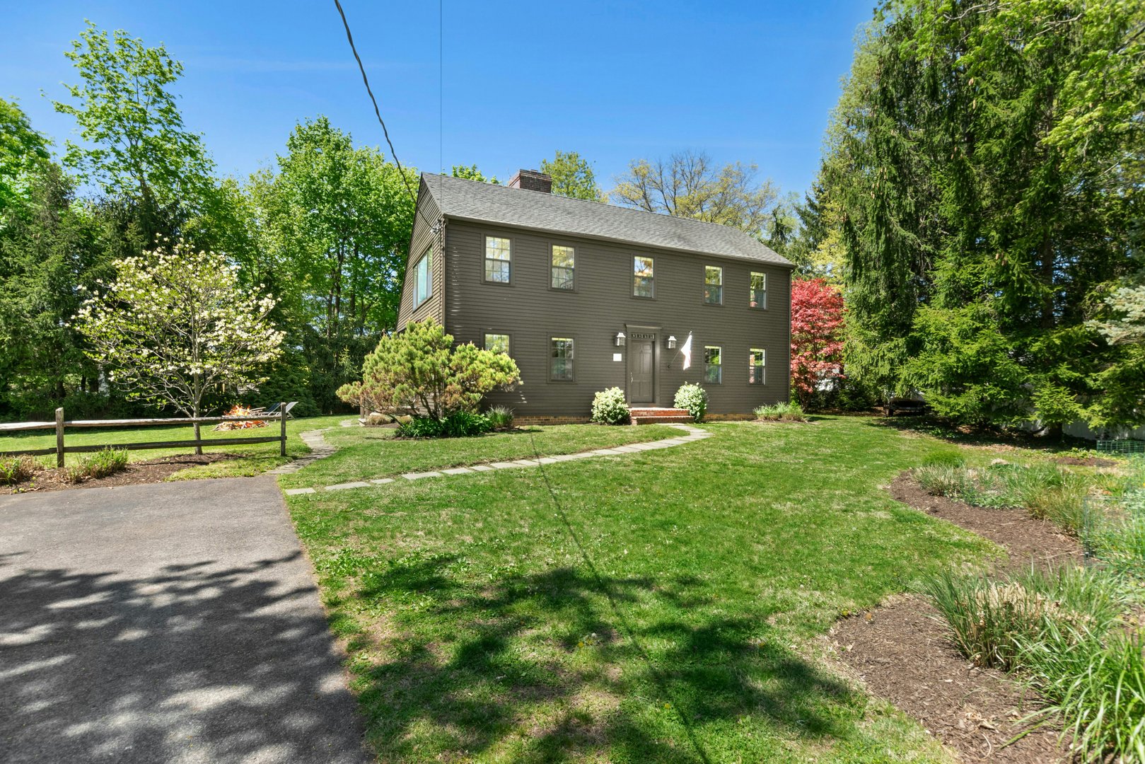 8 Seagate Road Photo 1