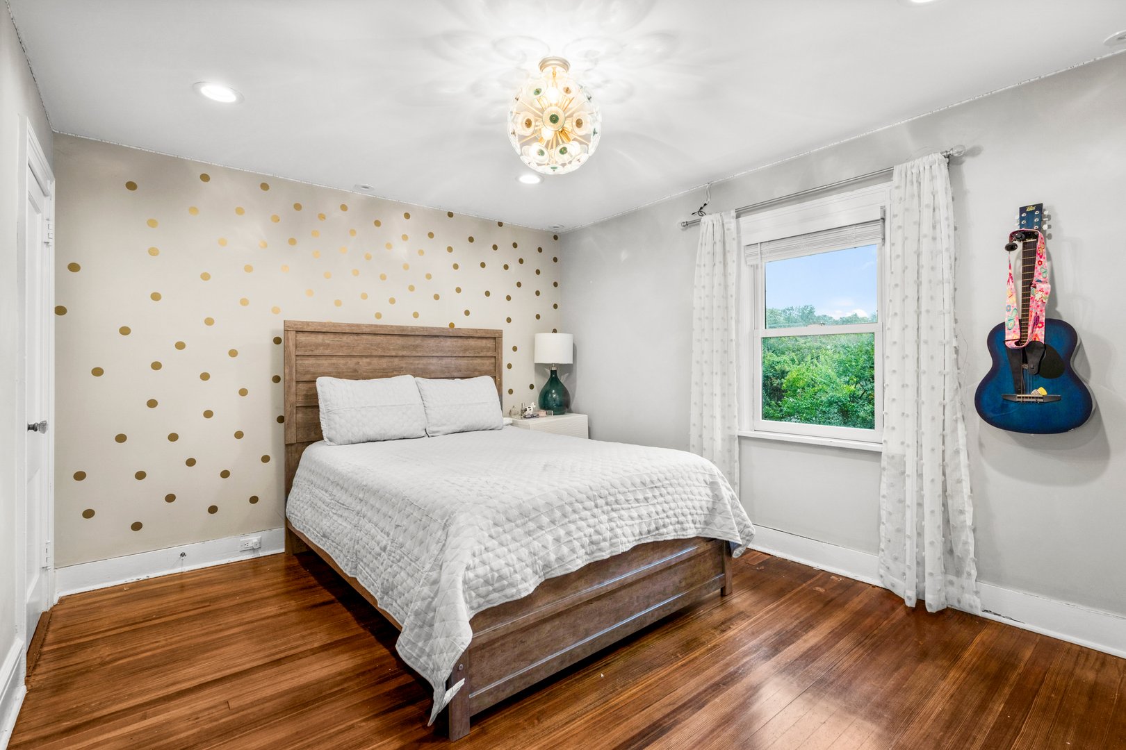 20 Elk Avenue Photo 21