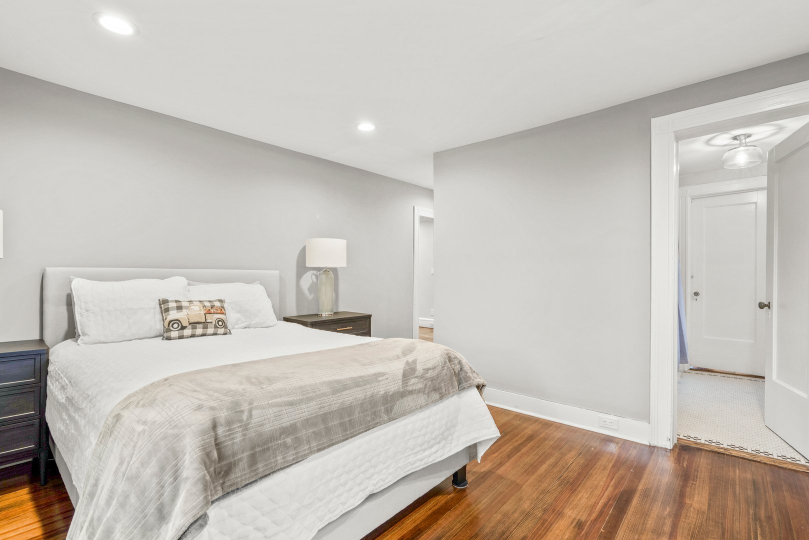 20 Elk Avenue Photo 34