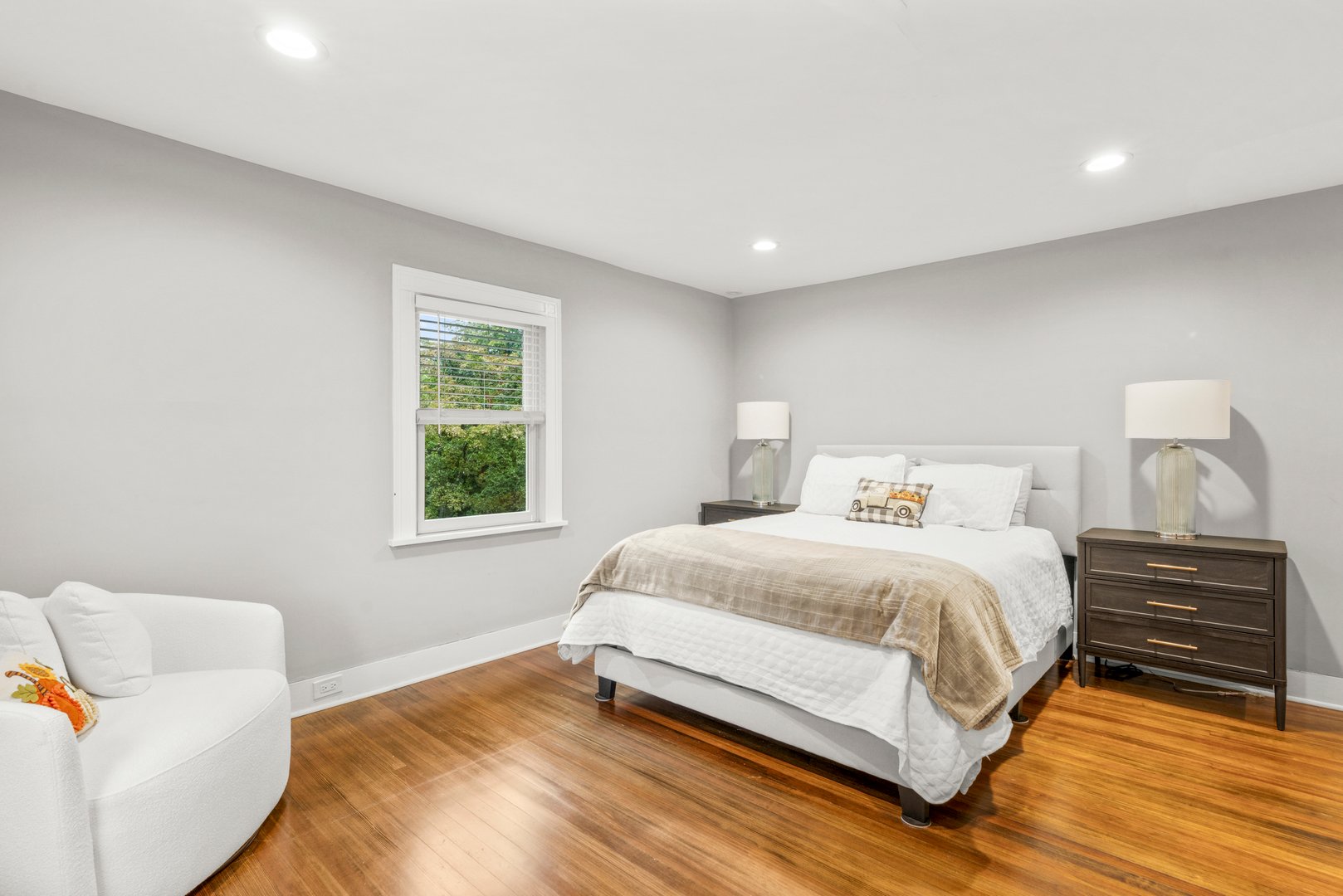 20 Elk Avenue Photo 35