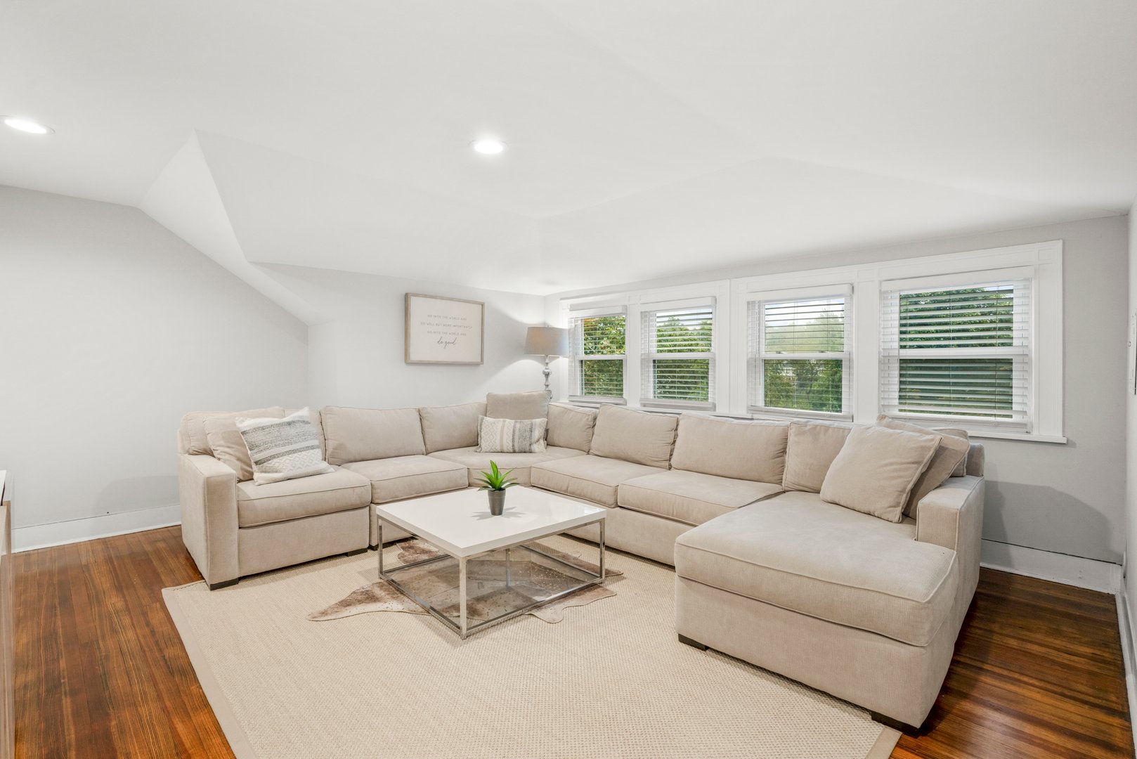 20 Elk Avenue Photo 36