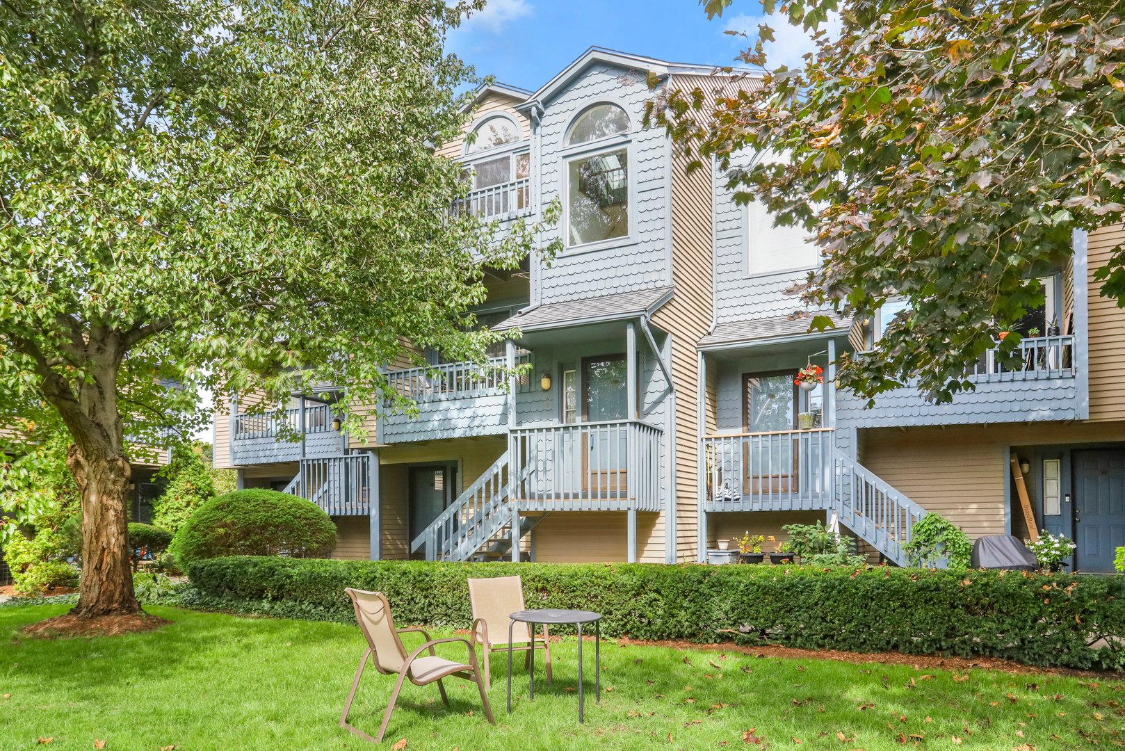 15 Perry Avenue  #A4 Photo 1