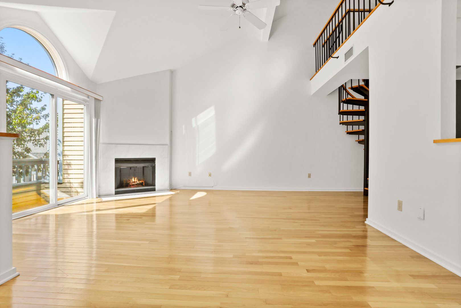 15 Perry Avenue  #A4 Photo 3