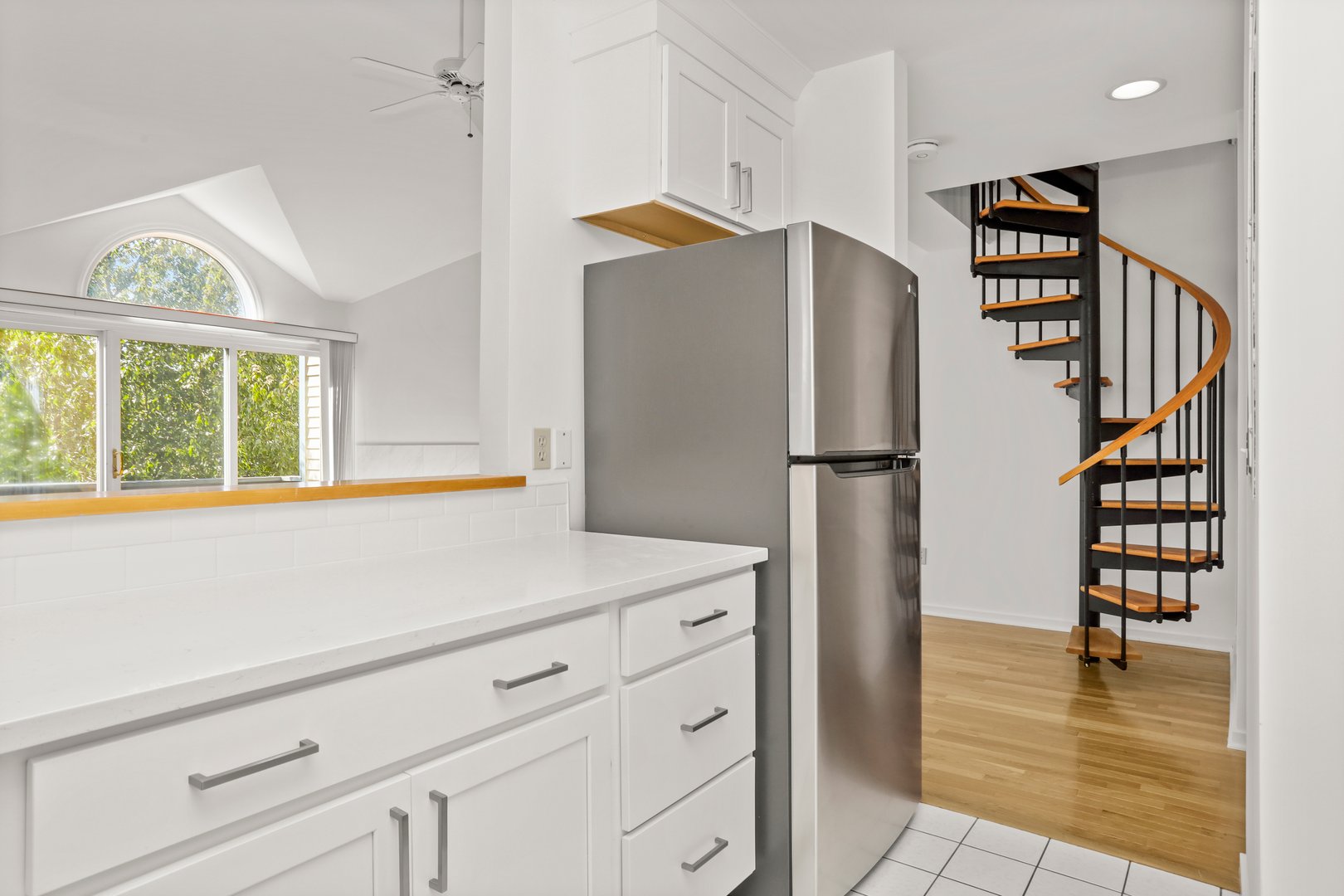 15 Perry Avenue  #A4 Photo 10