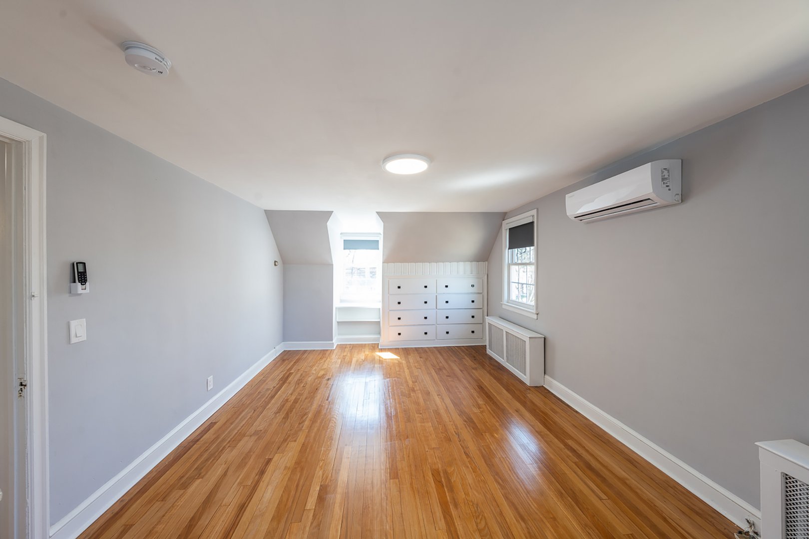 Bridgeport Rental Photo 19