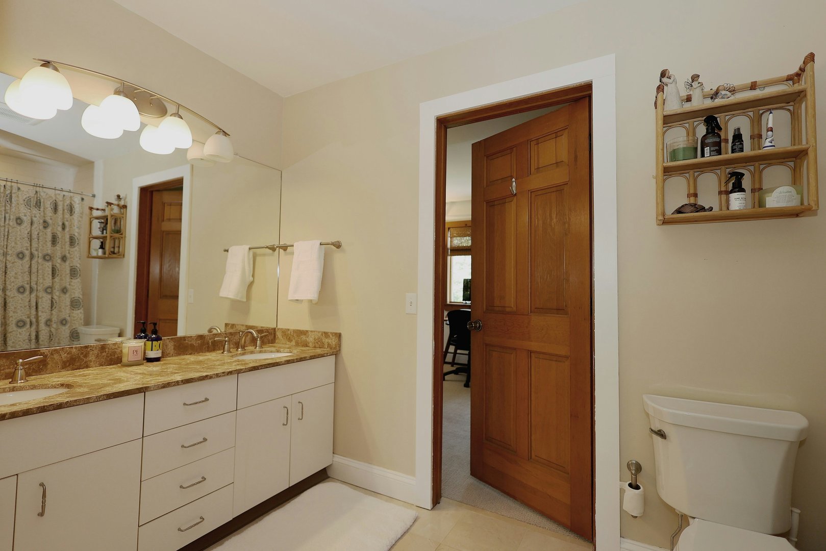 68 Bloomer Road Photo 23