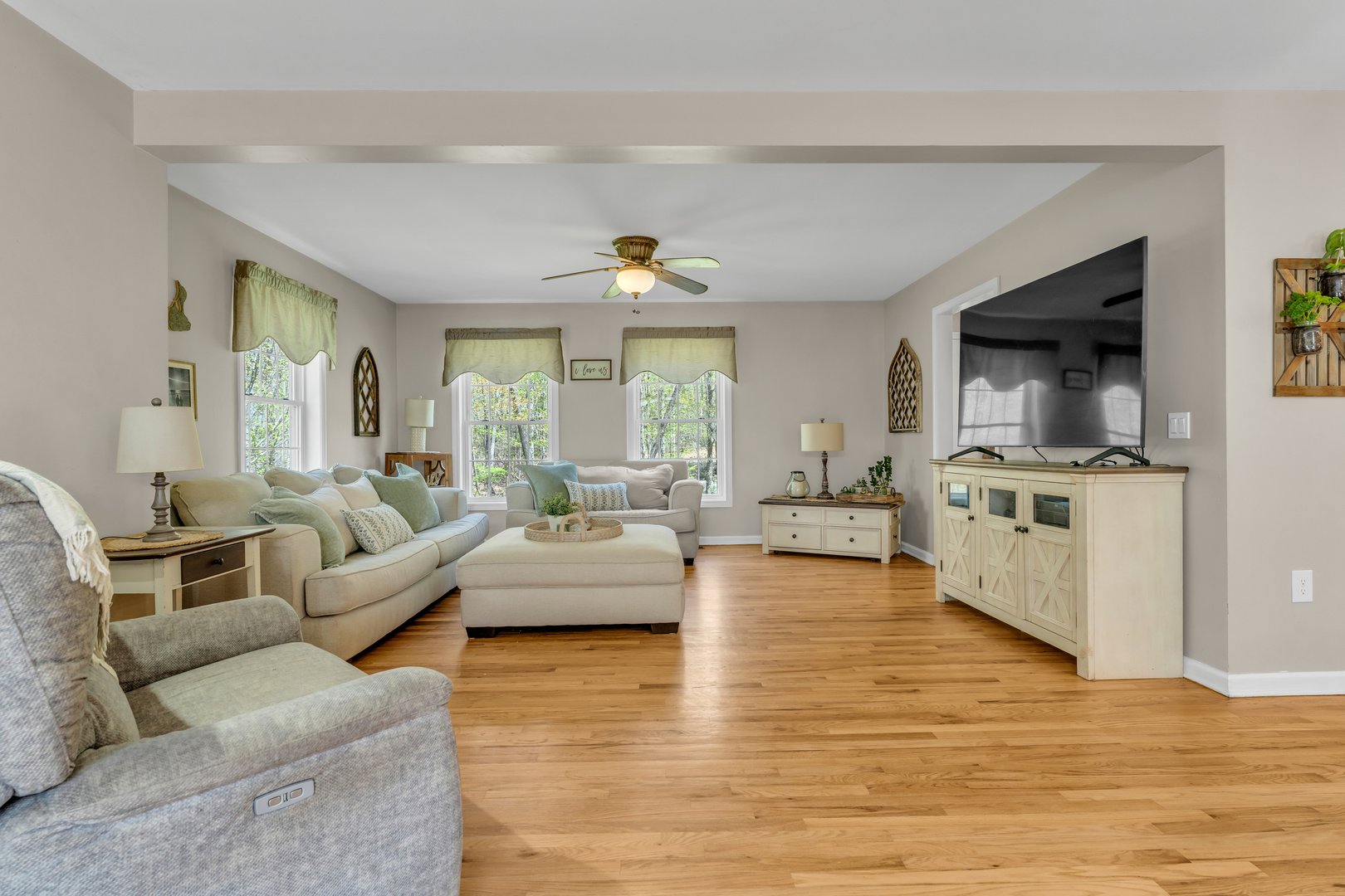 57 Hubbard Road Photo 14