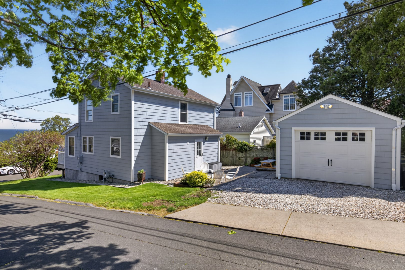 48 Summit Avenue Photo 2