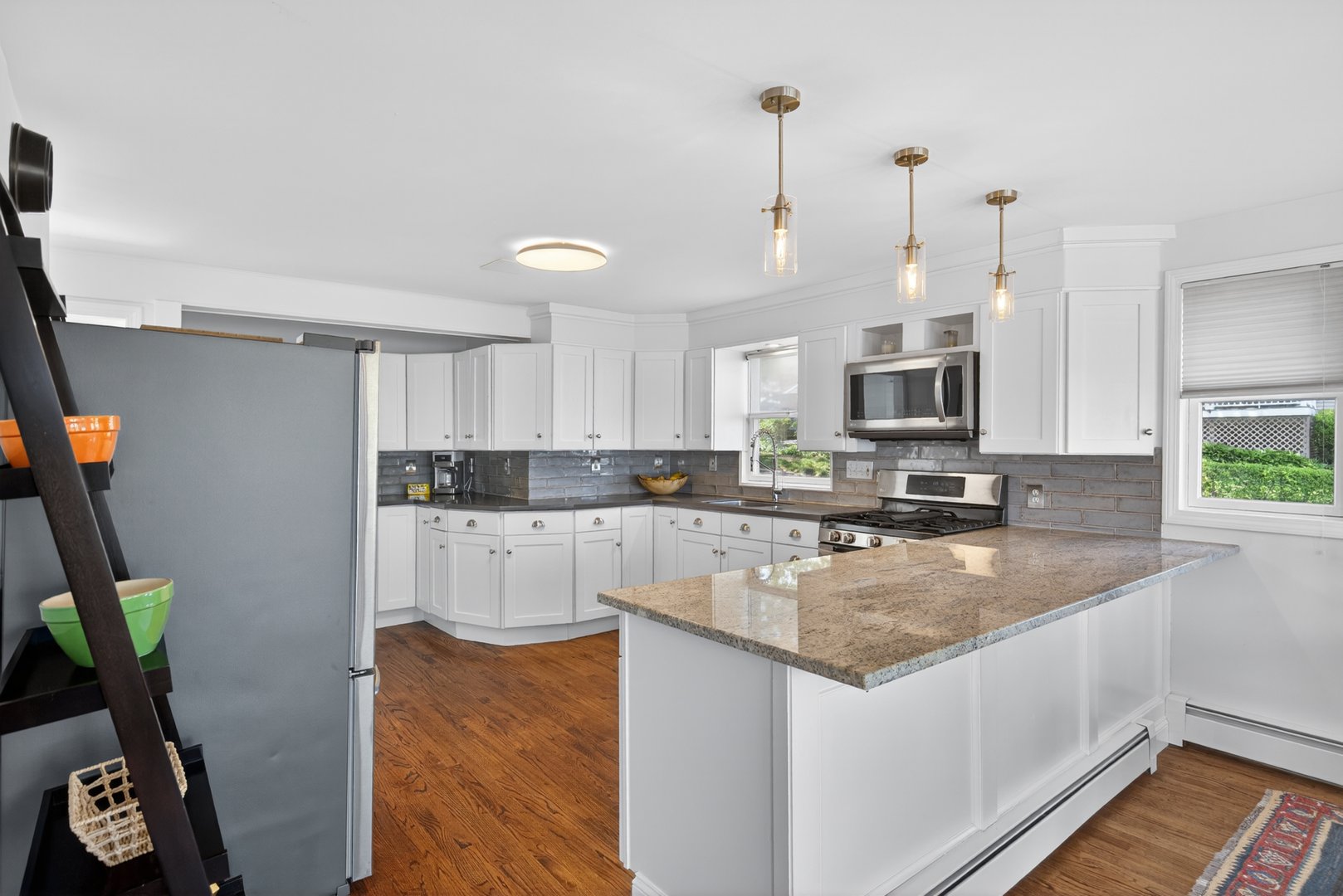 48 Summit Avenue Photo 6