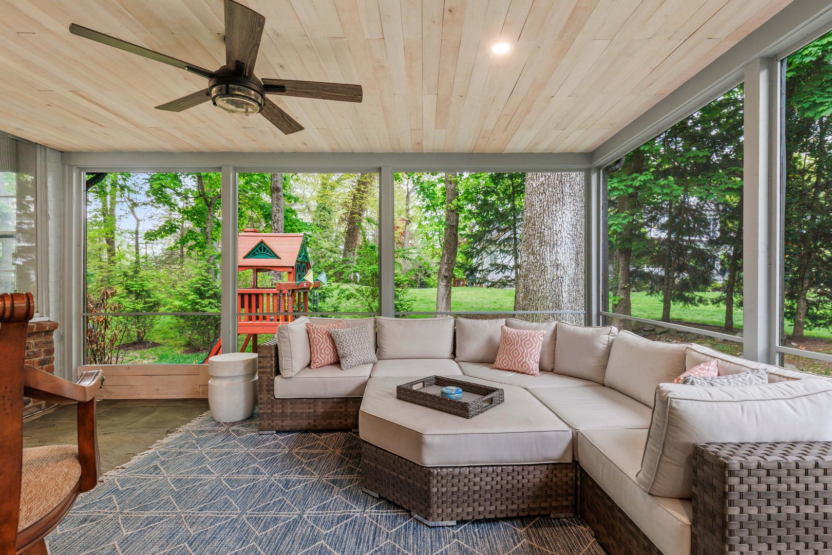 10 Woodland Drive Photo 13