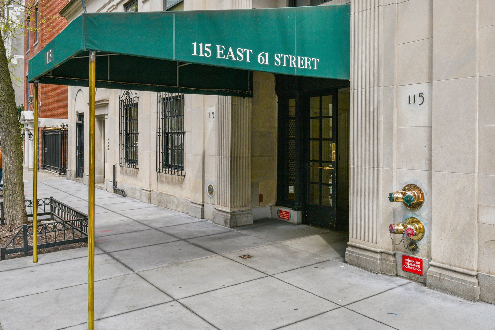 115 E 61st Street  #4D Photo 4