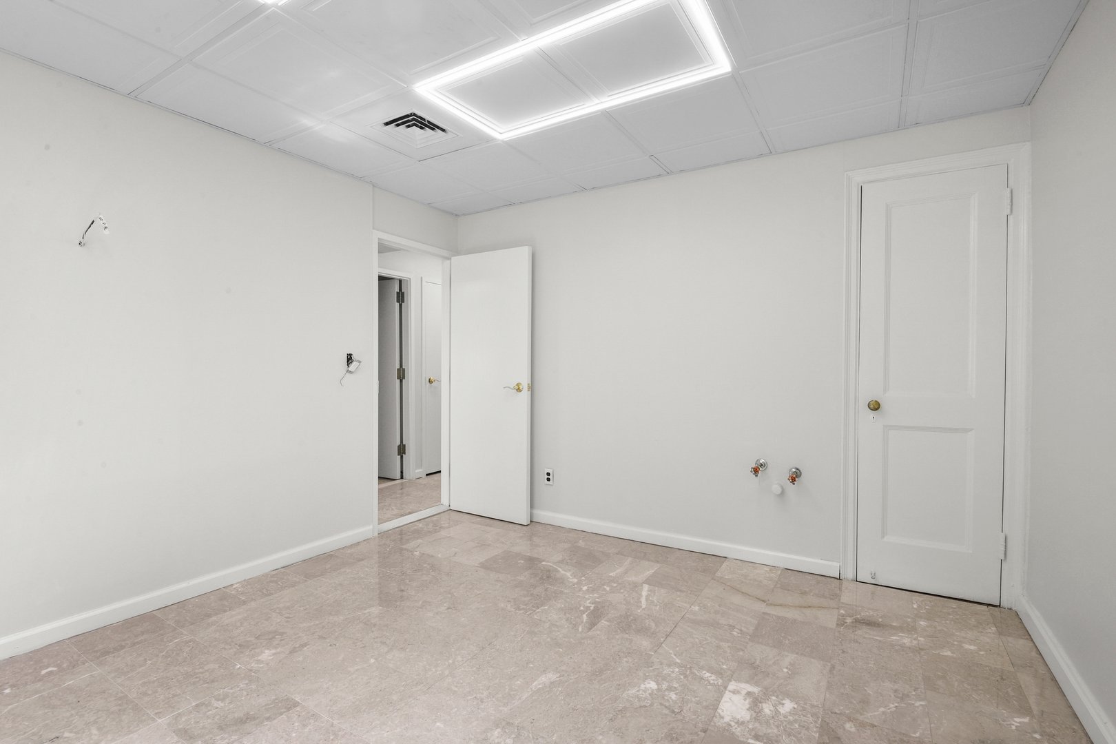 115 E 61st Street  #4D Photo 14