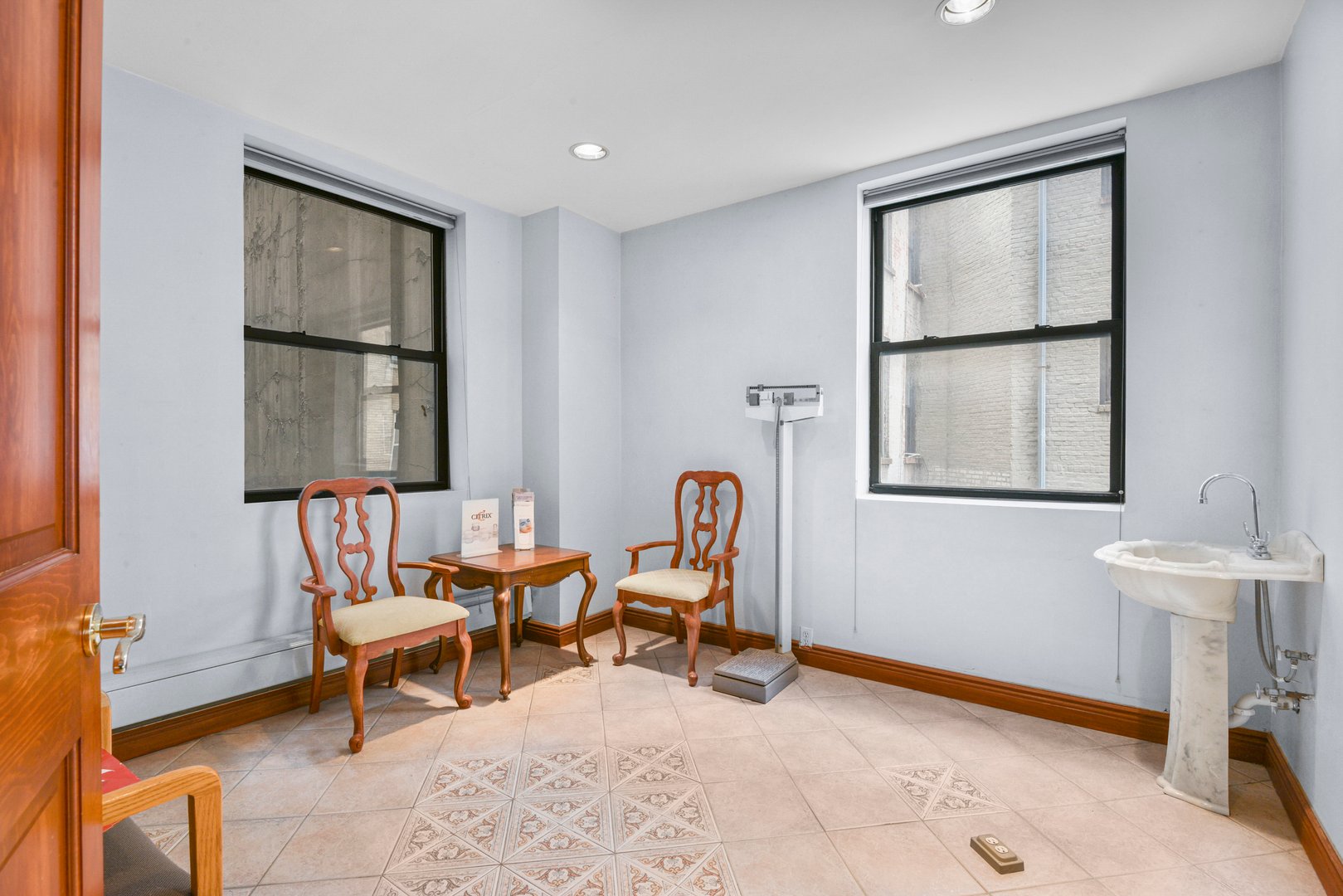 115 E 61st Street  #4C Photo 21