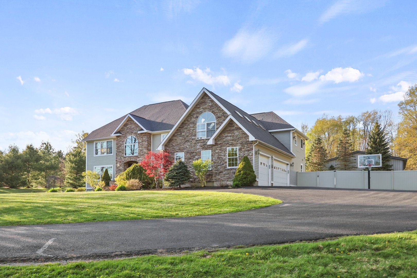 63 Blythewood Dr Photo 4