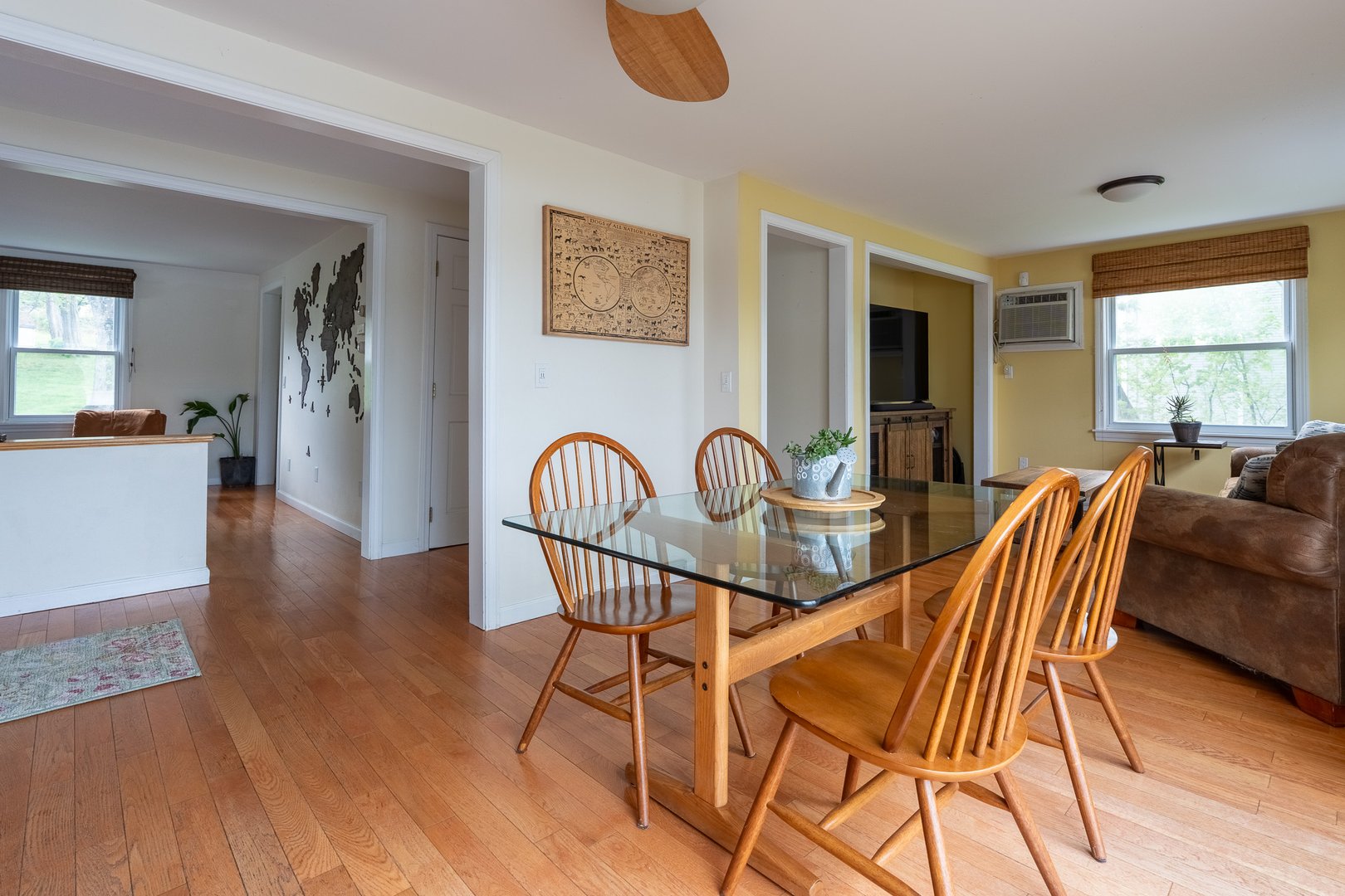 15 Sunrise St Photo 11