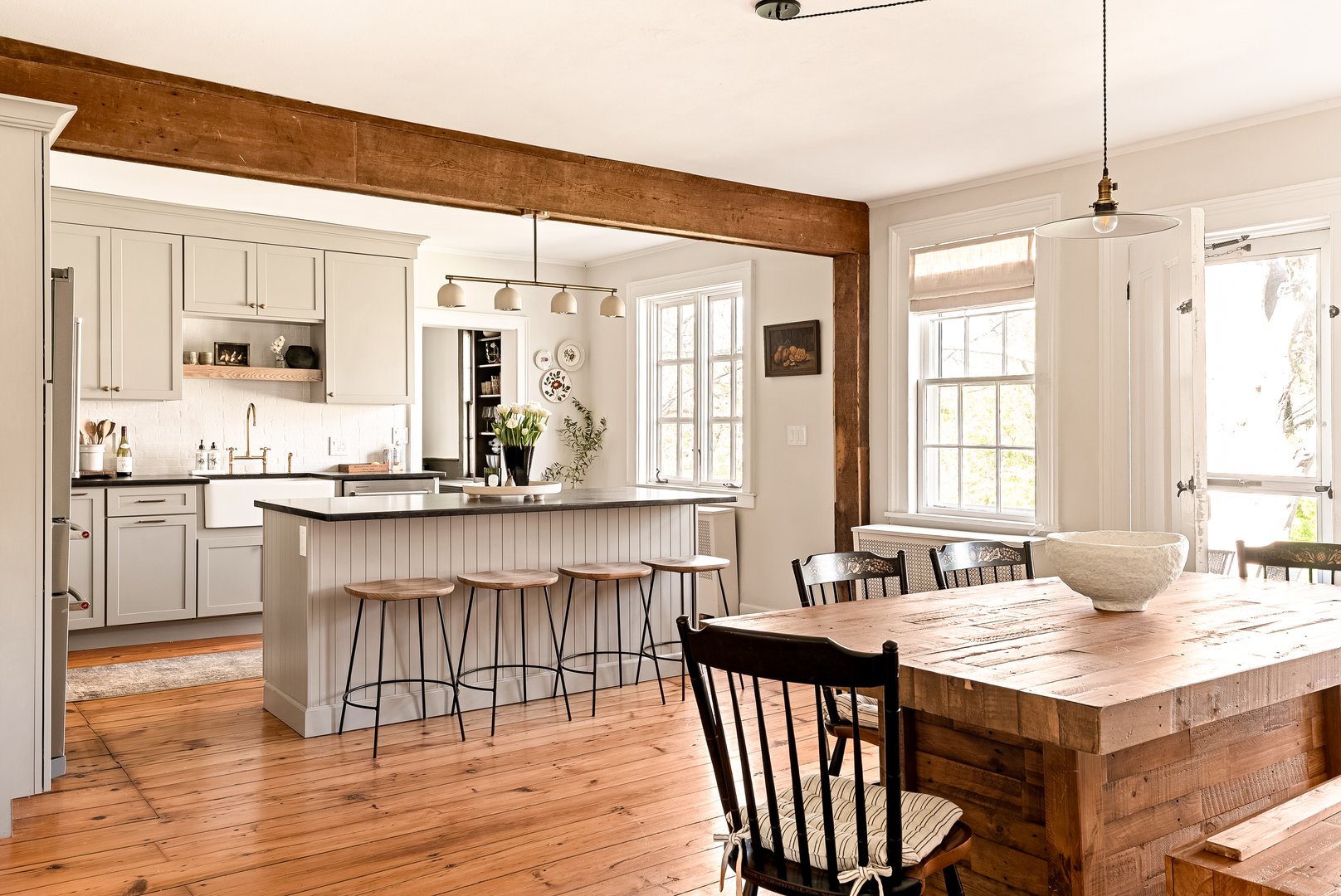 151 Neipsic Road Photo 5