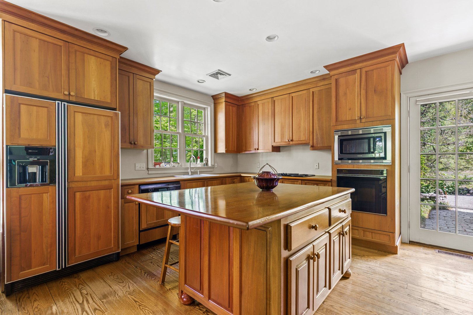 158 Mead Street Photo 11