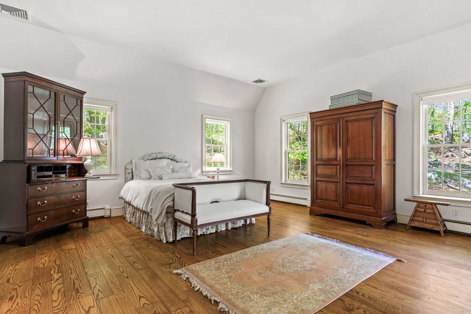 158 Mead Street Photo 18