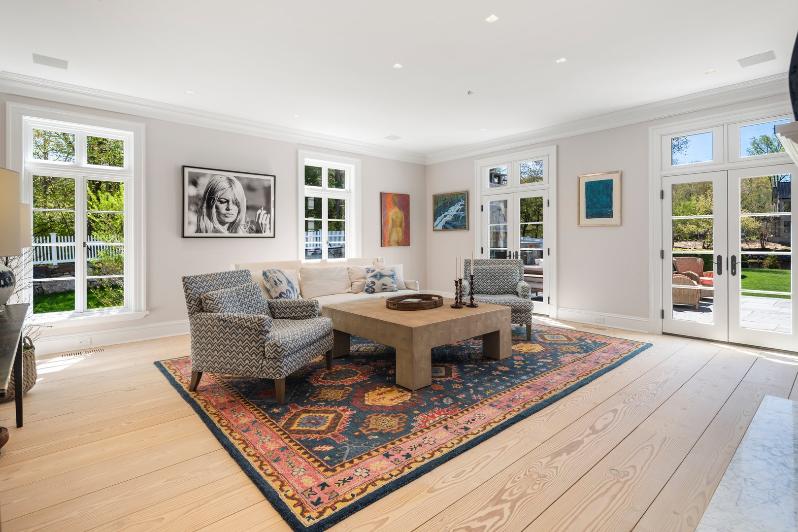 24 Llewellyn Drive Photo 16