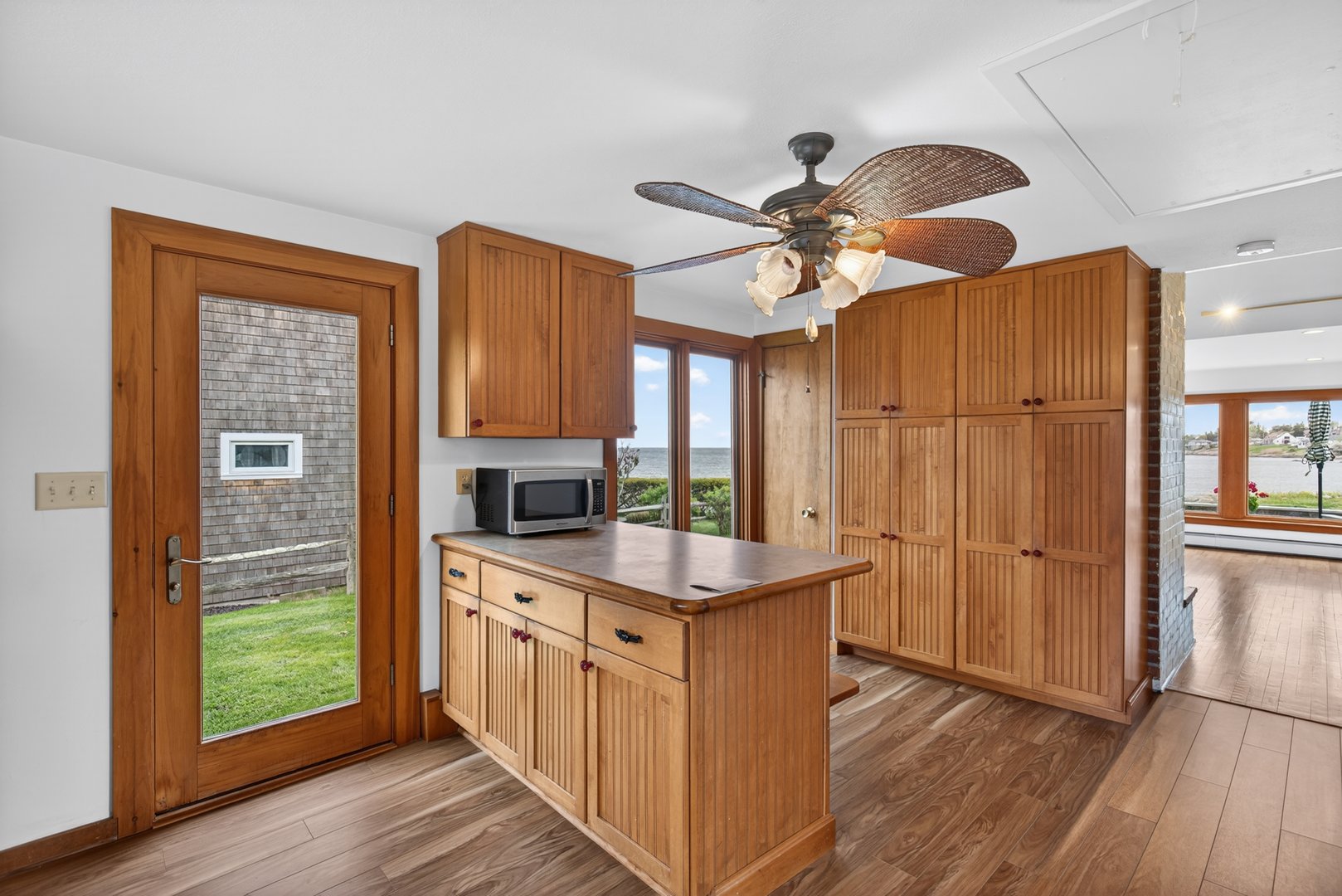 698 Mulberry Point Road Photo 18