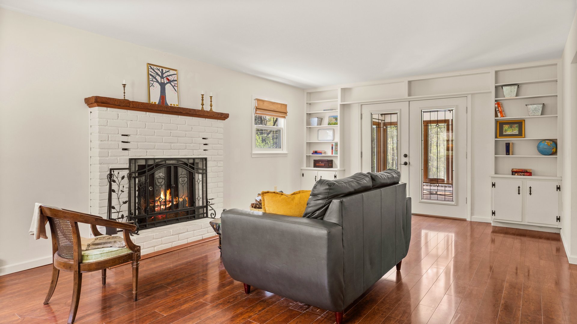 230 Middle Road Photo 6
