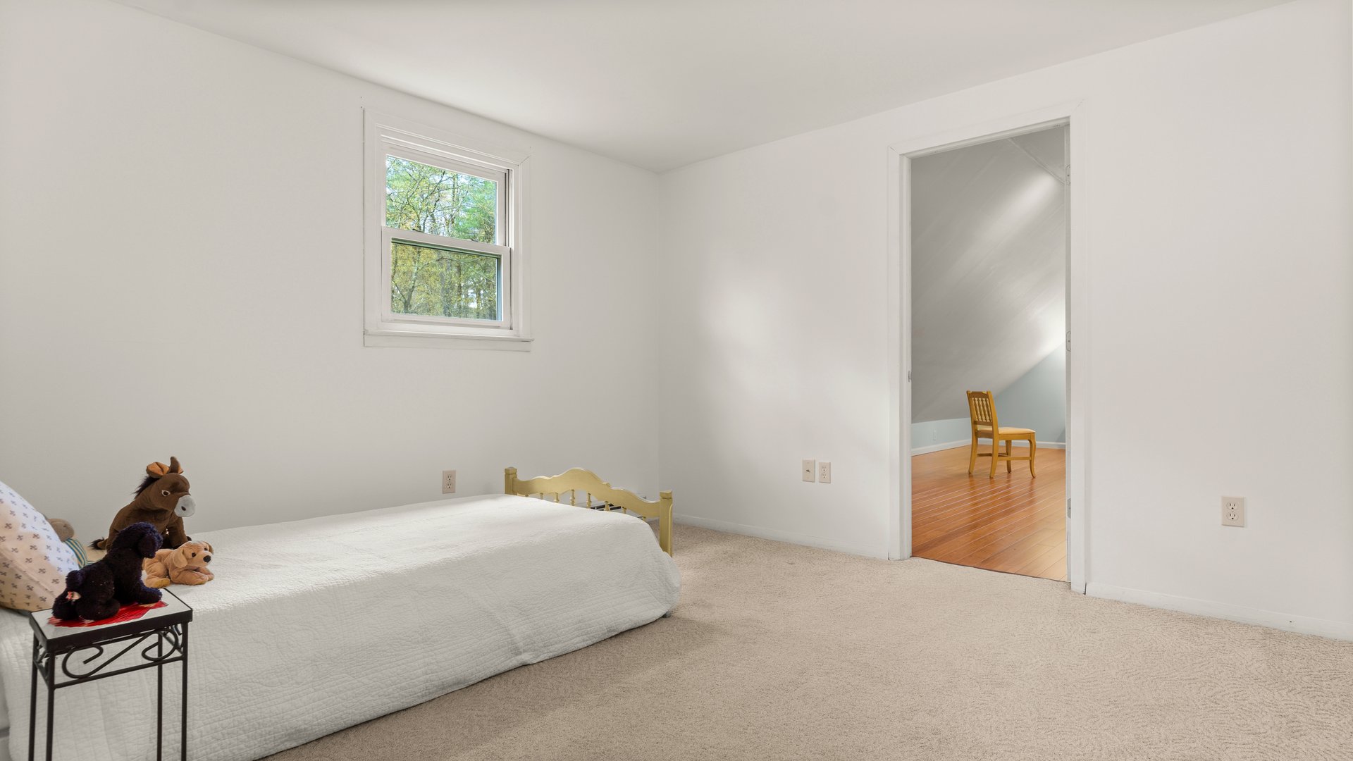230 Middle Road Photo 14