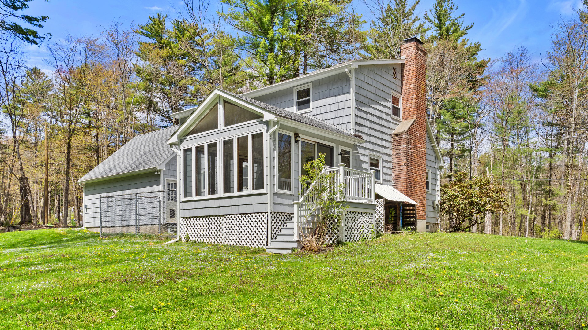230 Middle Road Photo 22