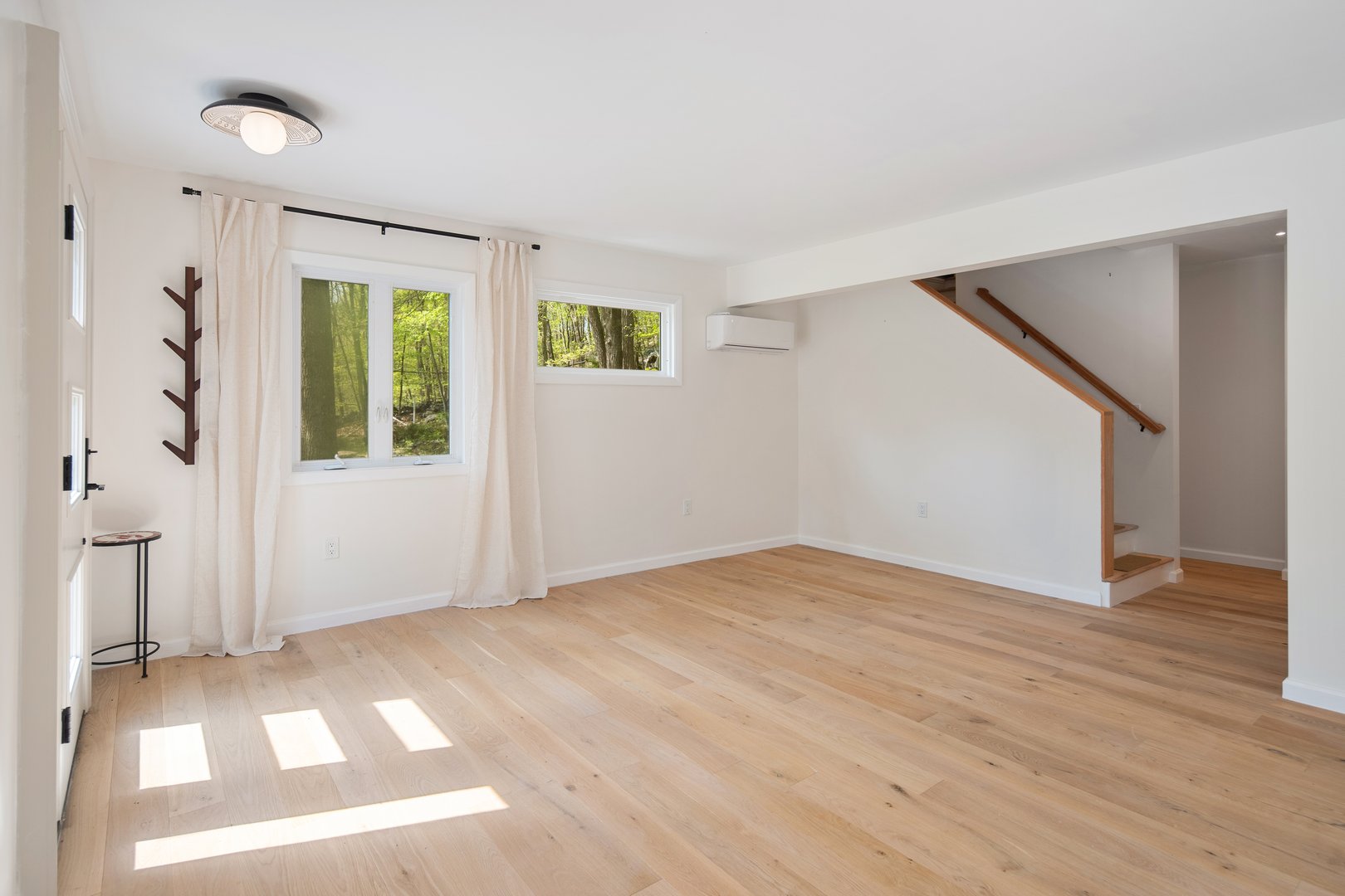 5 S Bedford Road Photo 26