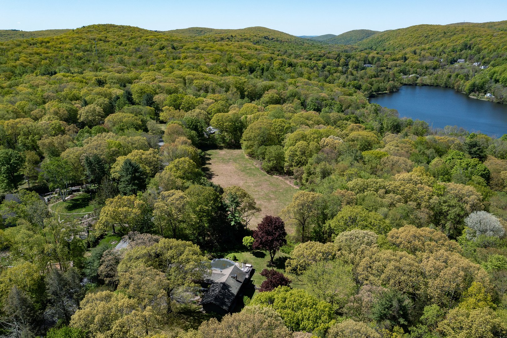 12 Mauweehoo Hill Photo 2
