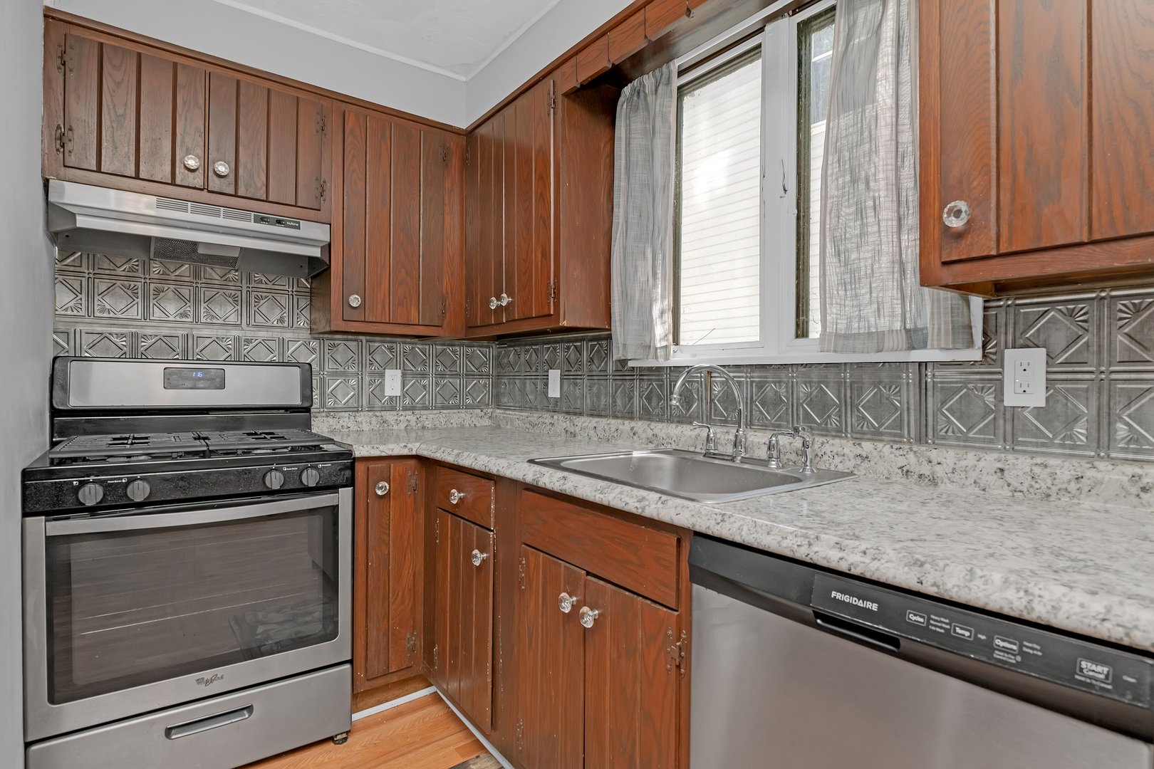 30 Durfey Street Photo 17