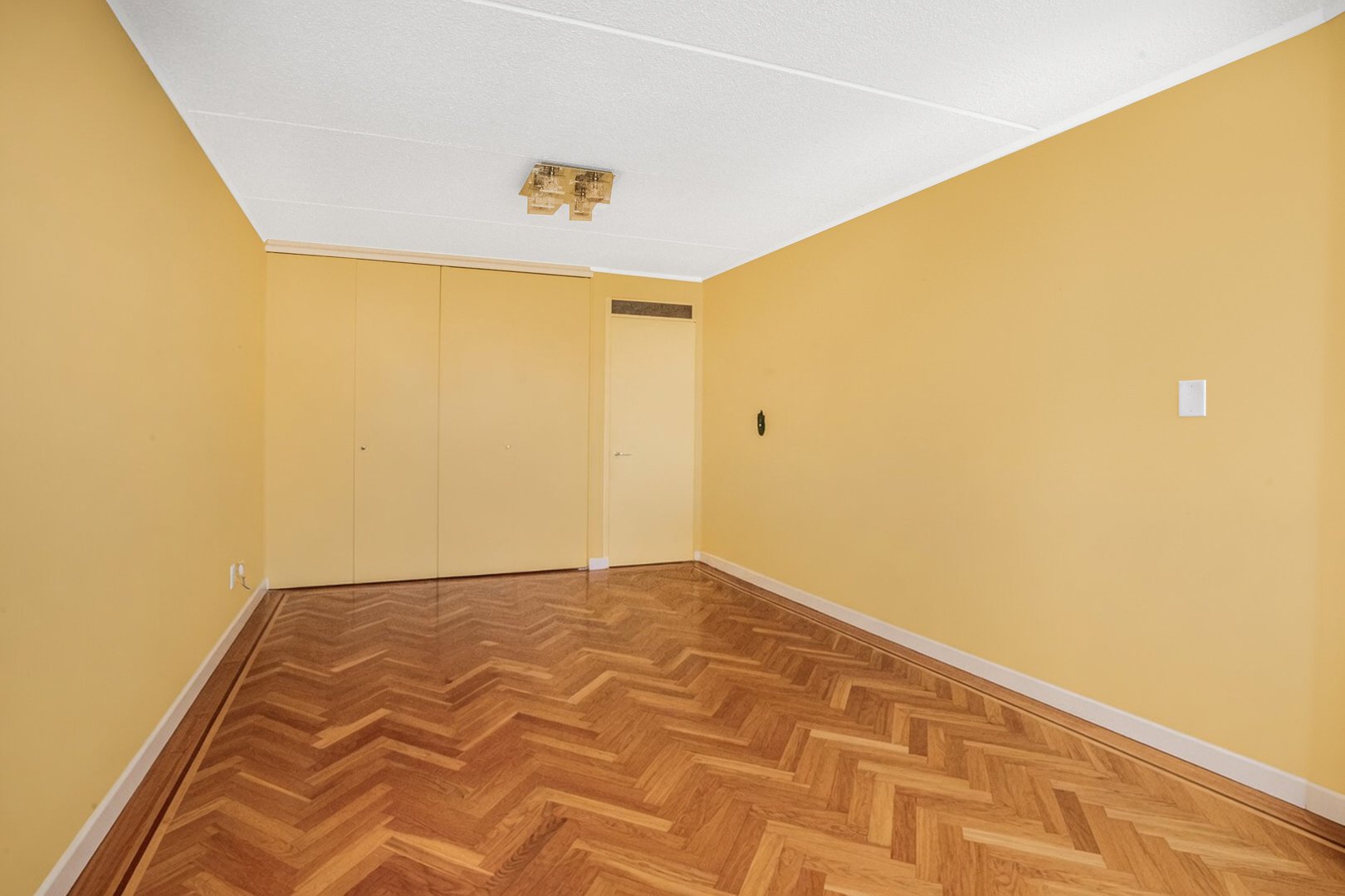1155 Warburton Avenue  #12S Photo 11