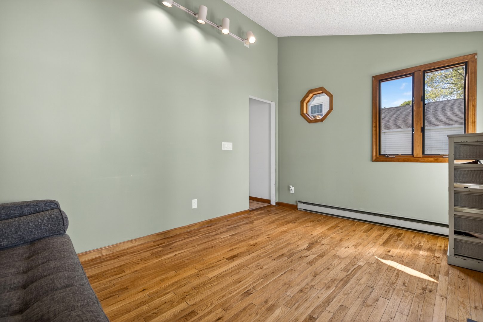 39 Westview Street Photo 12