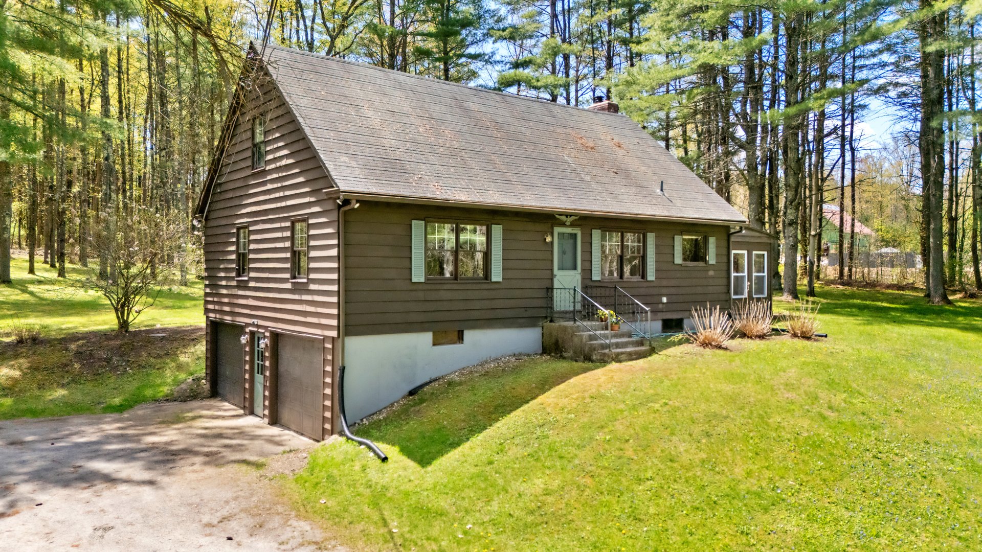 200 Hubbard St Photo 3