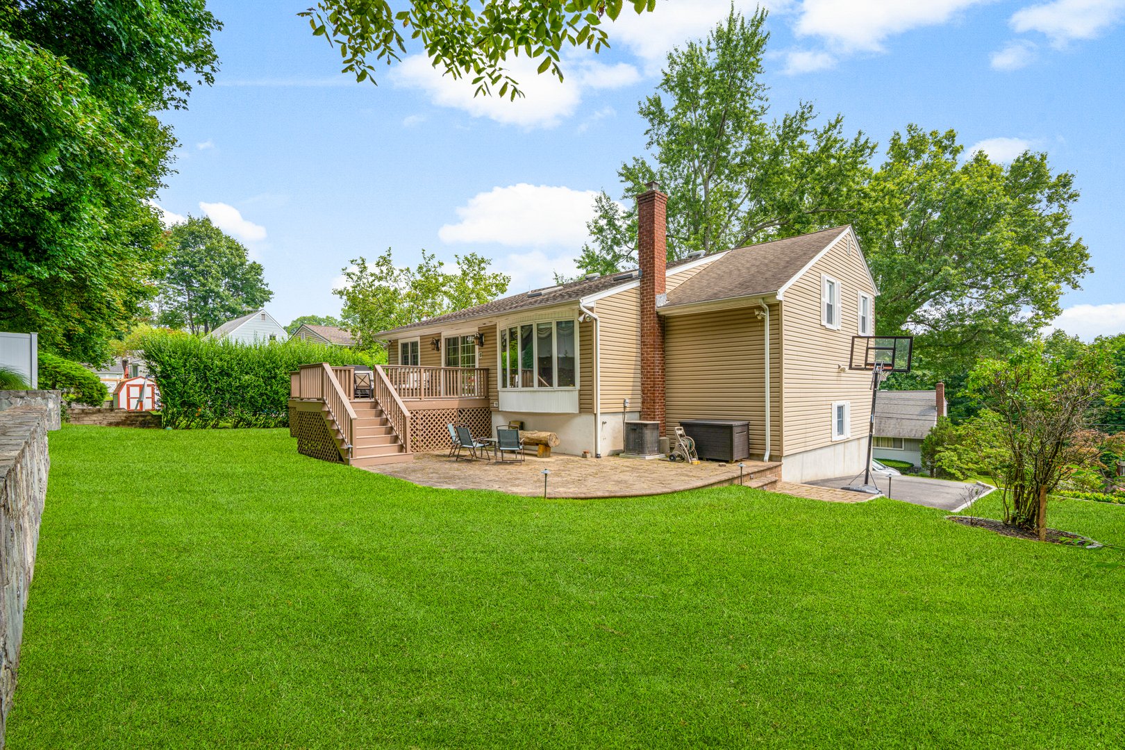 5 Oakridge Road Photo 24
