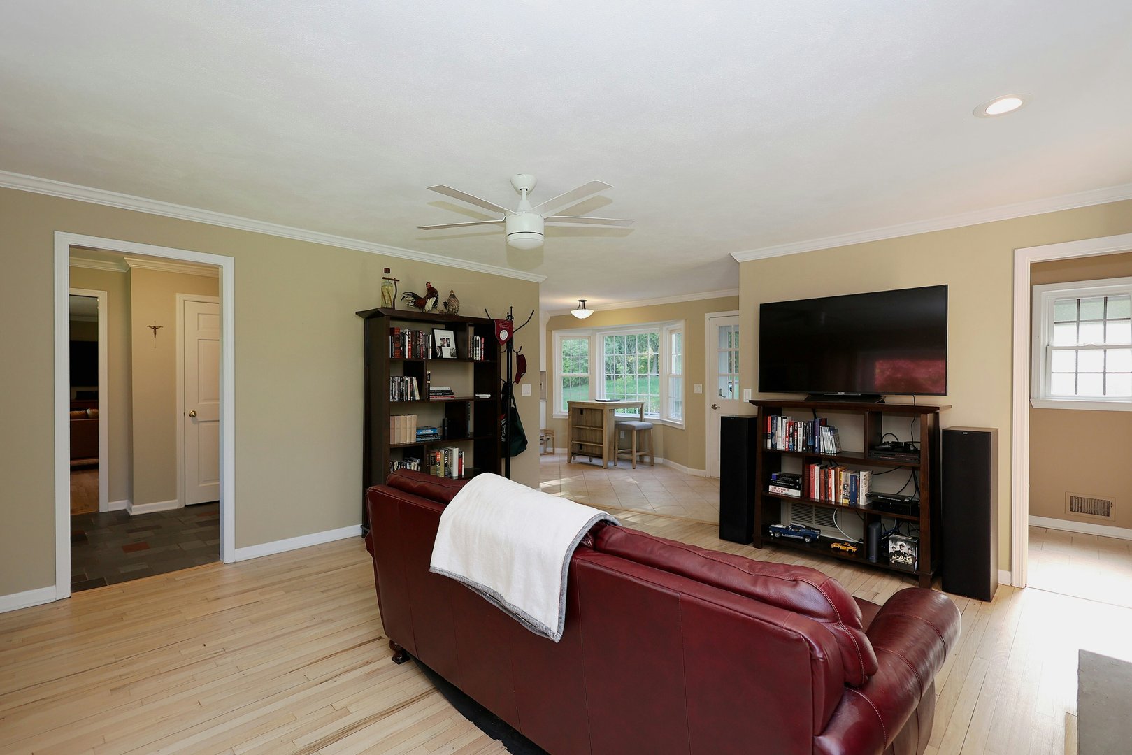 7 Hearthstone Terrace Photo 21