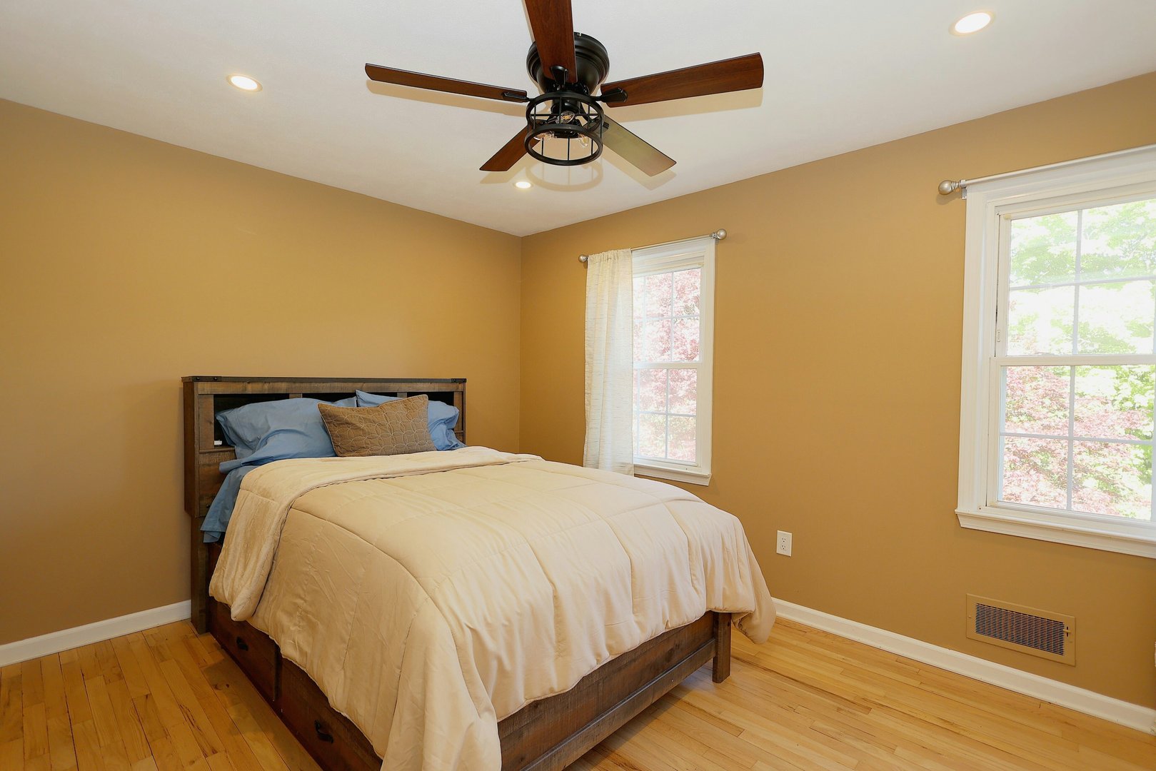 7 Hearthstone Terrace Photo 32