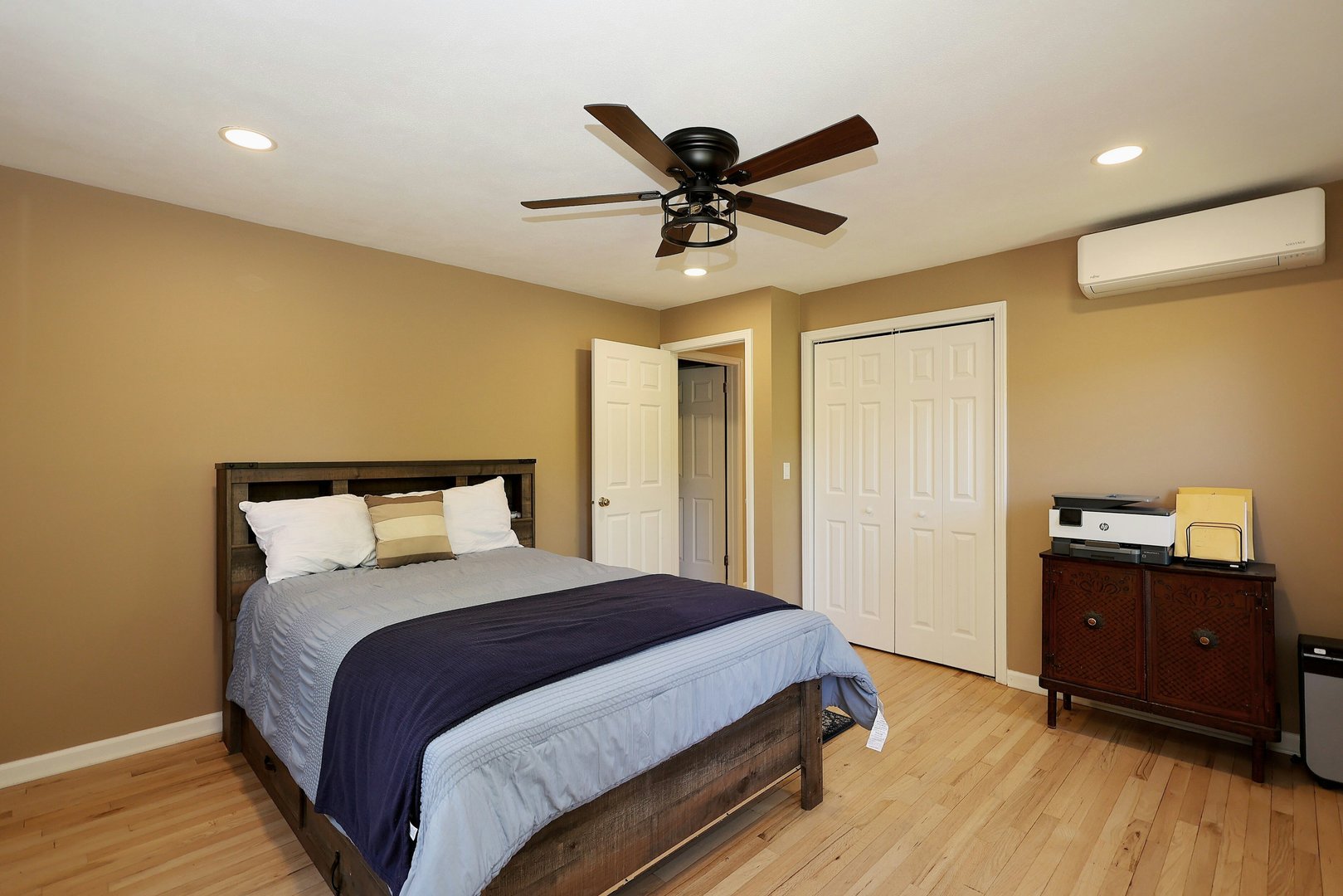 7 Hearthstone Terrace Photo 29