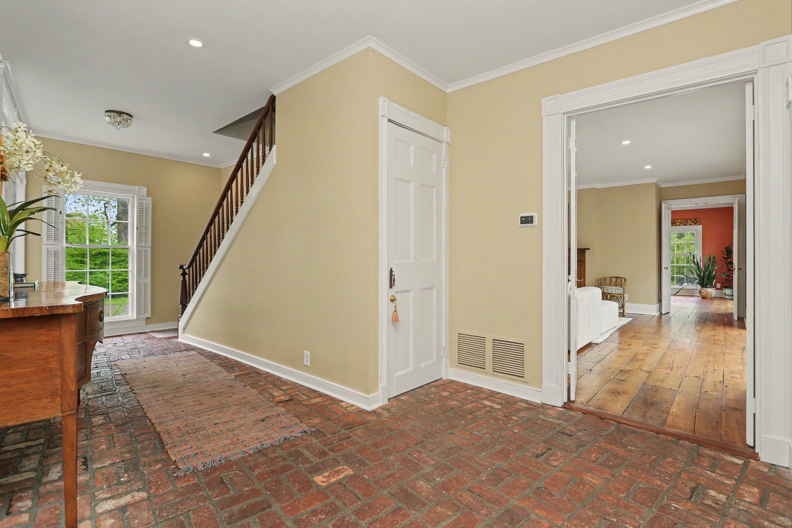 530 Roxbury Road Photo 29