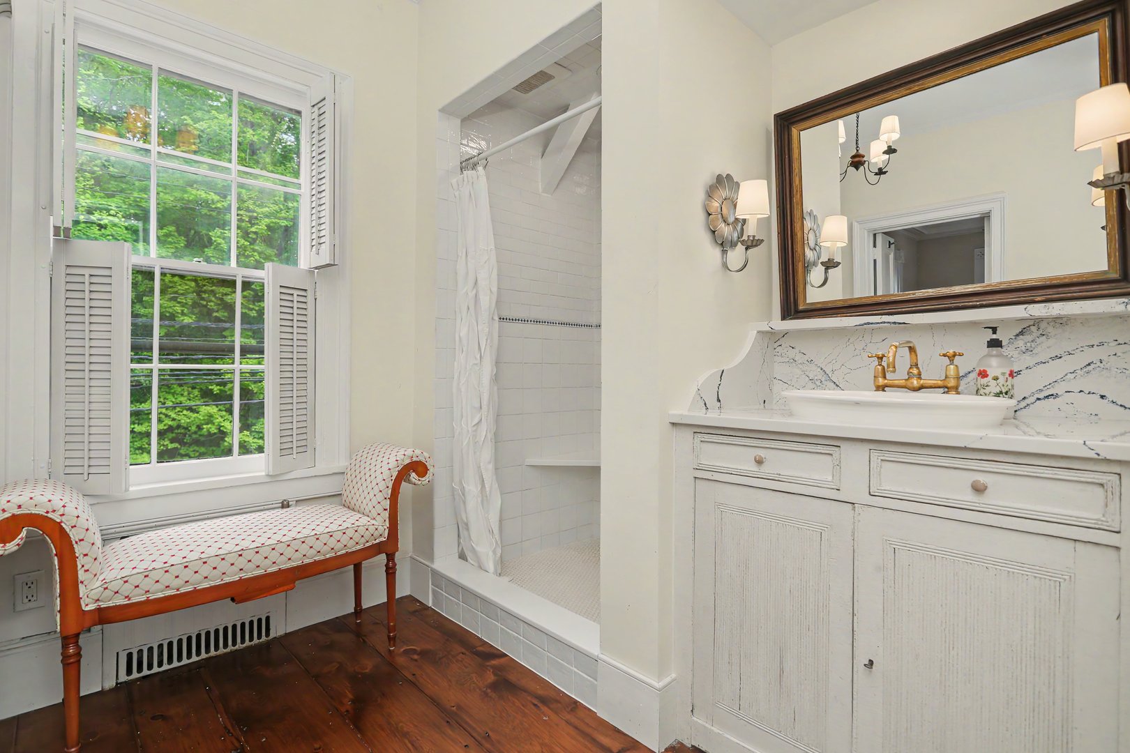 530 Roxbury Road Photo 43