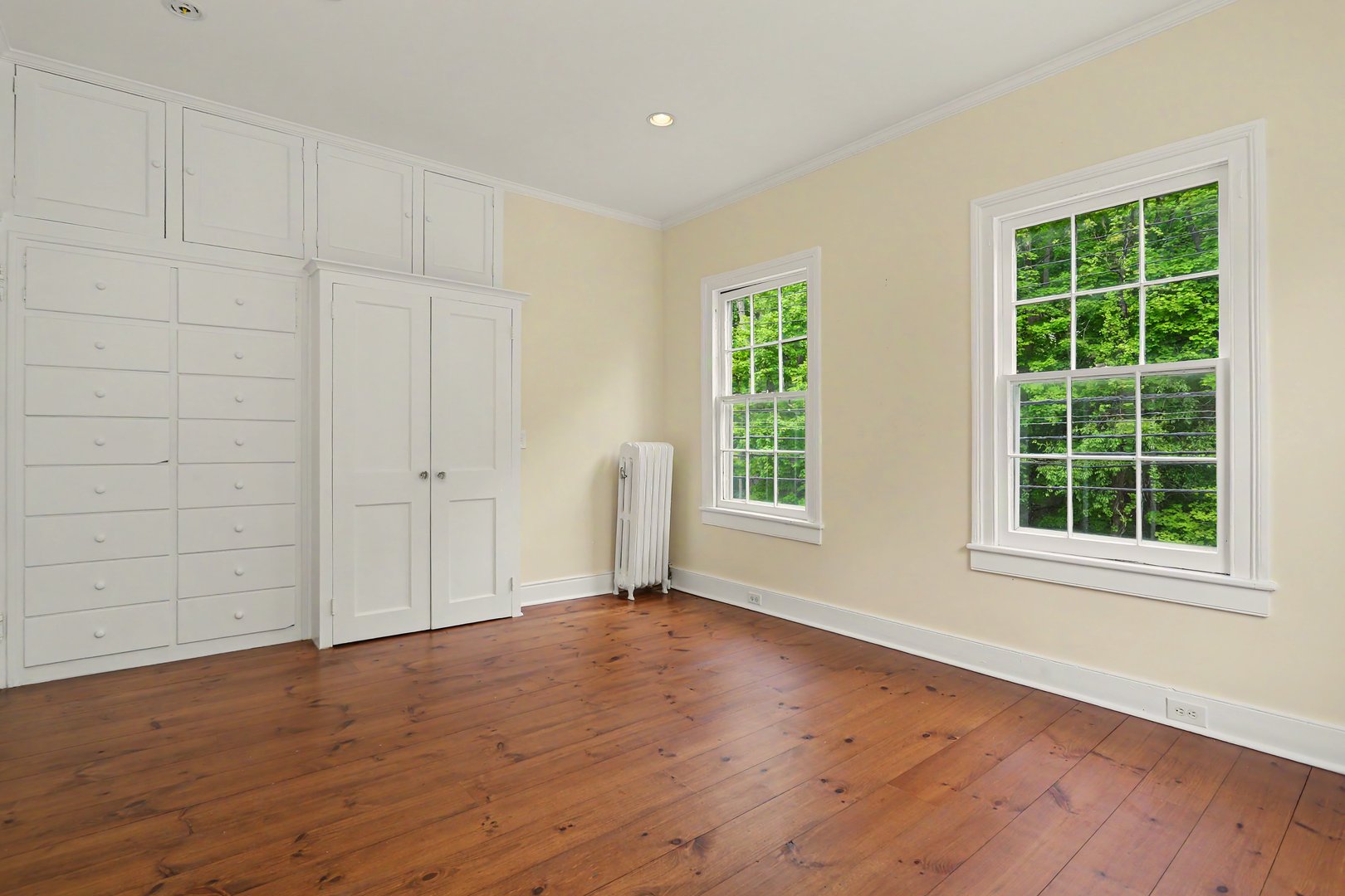 530 Roxbury Road Photo 45