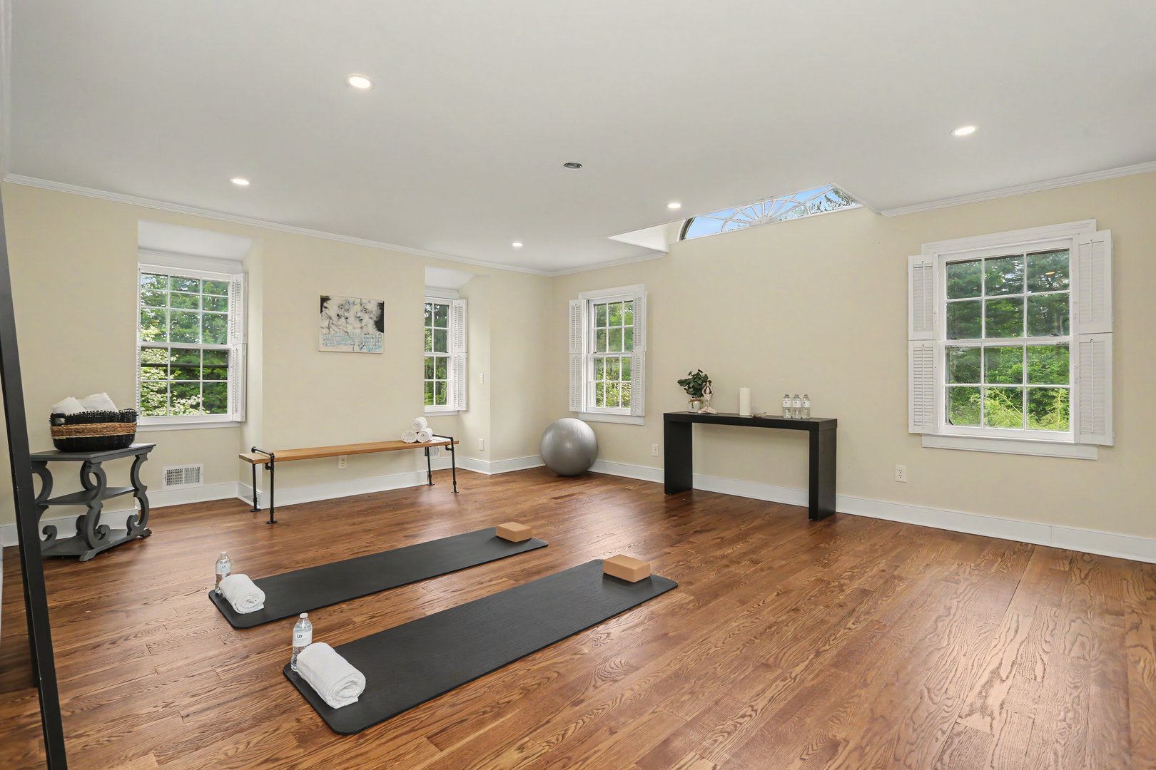 530 Roxbury Road Photo 55