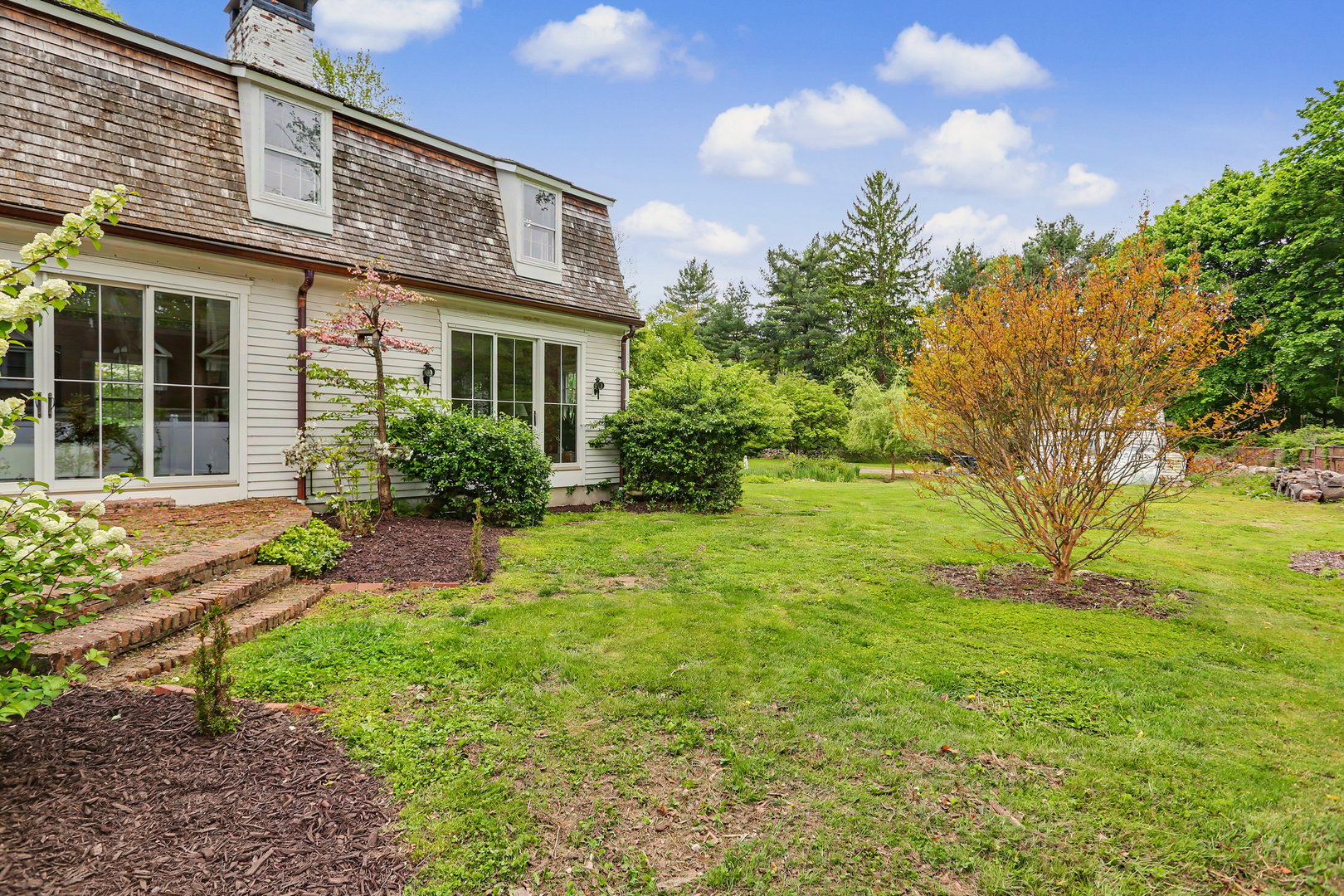 530 Roxbury Road Photo 59