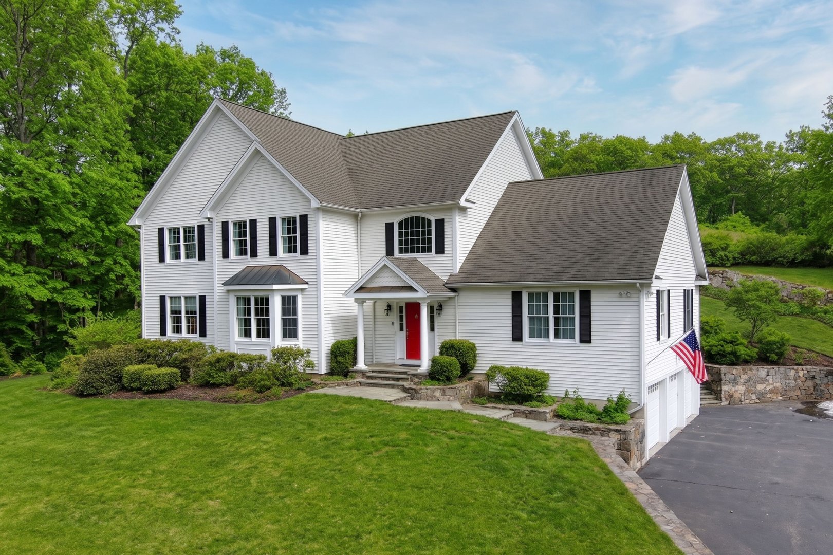 98 Hopewell Woods Road Photo 1