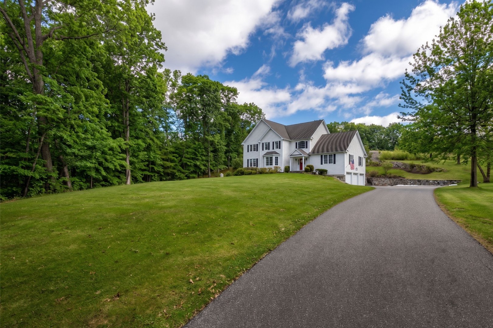 98 Hopewell Woods Road Photo 2